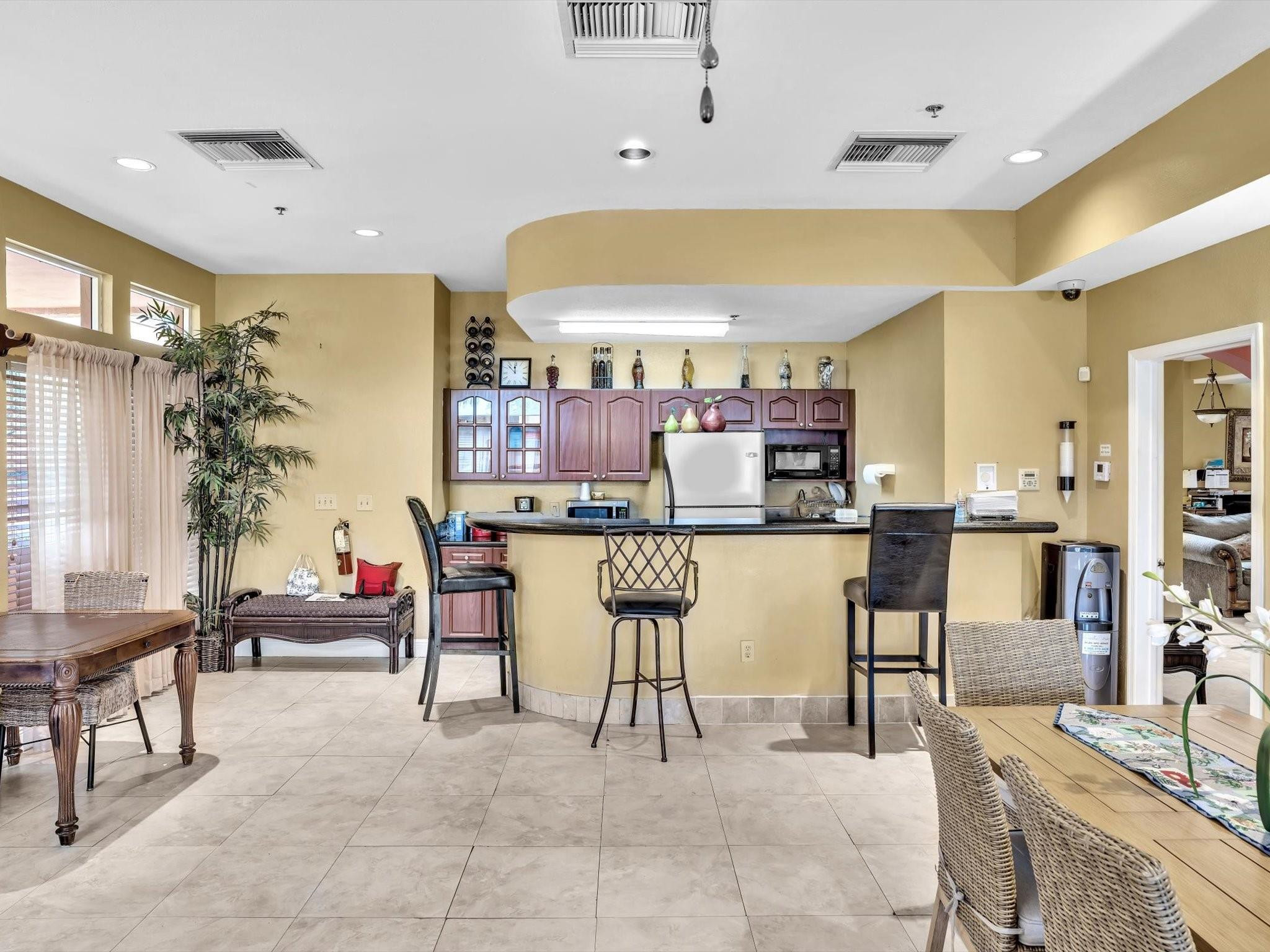2465 NW 33rd St 1513