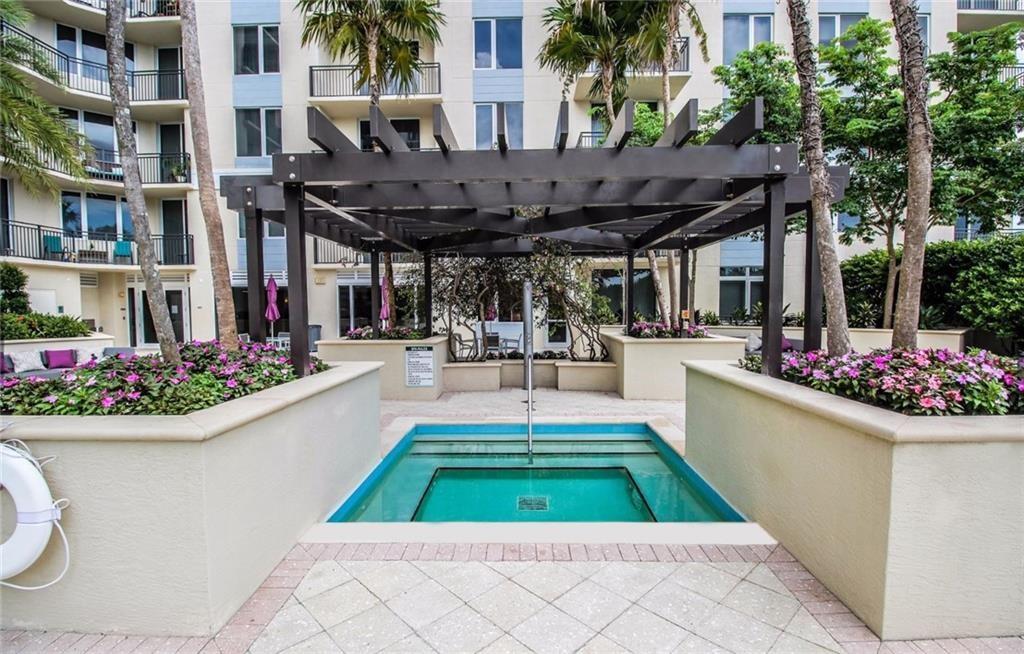 700 SW 78 Ave 3-2