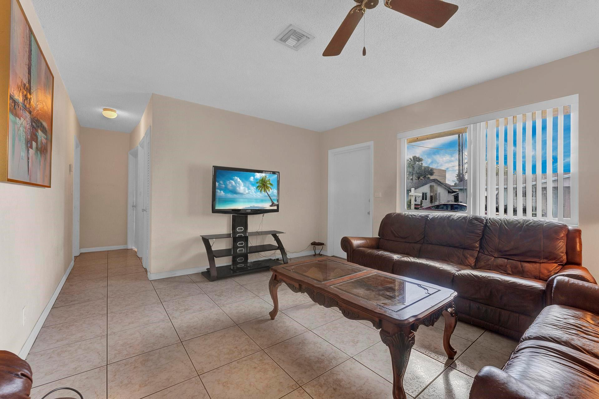2703 NW 51st PL