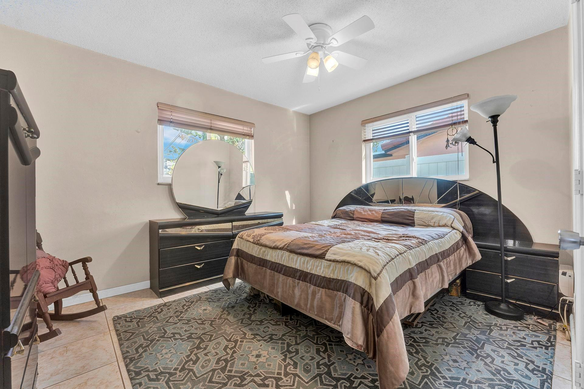 2703 NW 51st PL