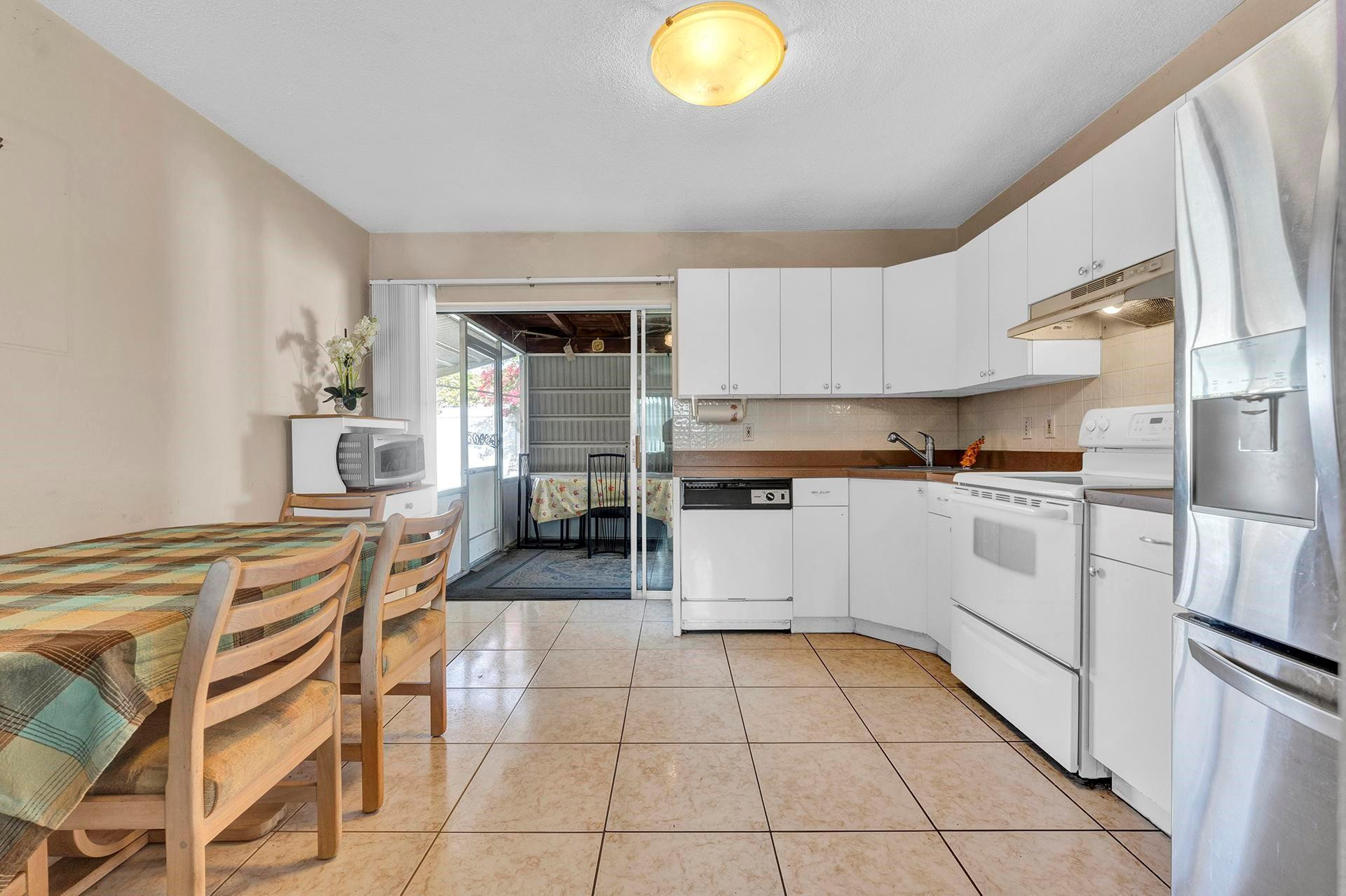 2703 NW 51st PL