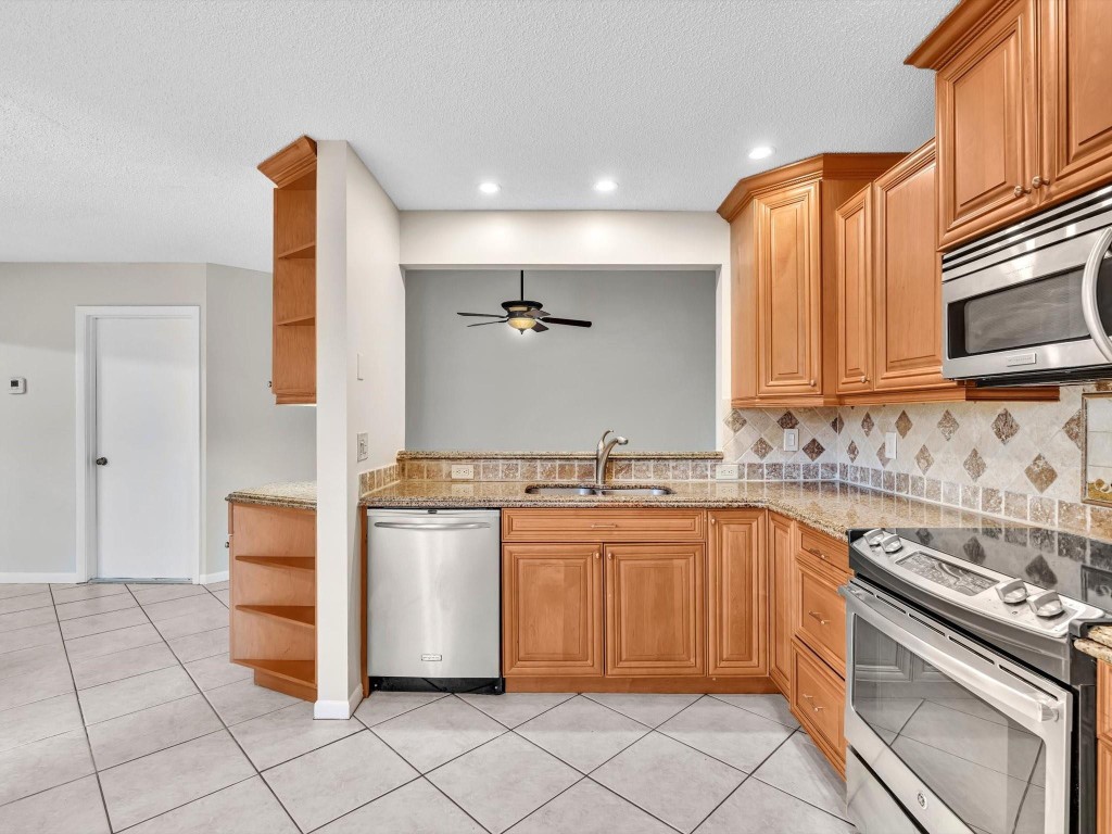 1251 NW 52nd Way