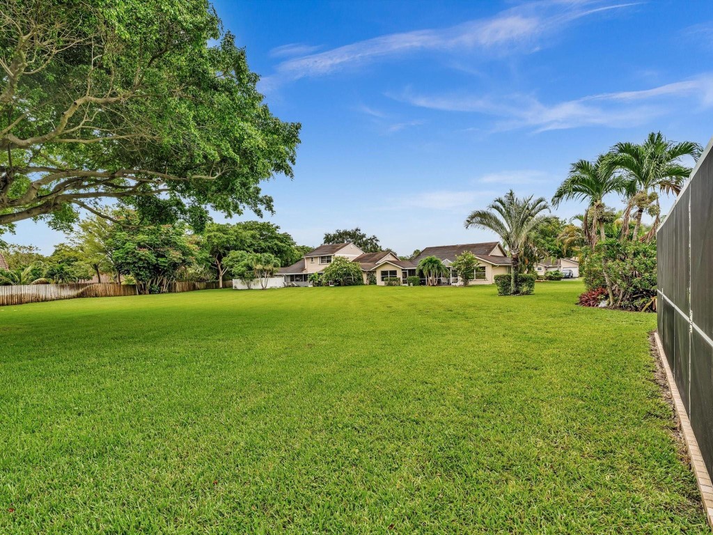 1251 NW 52nd Way