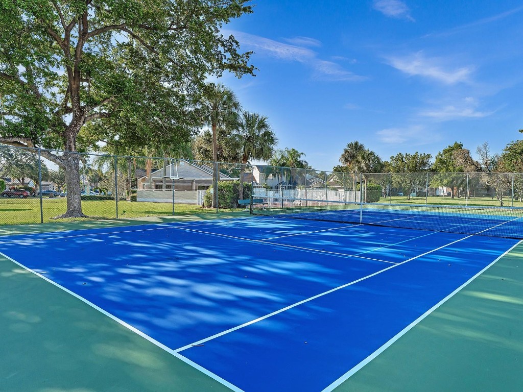 1251 NW 52nd Way
