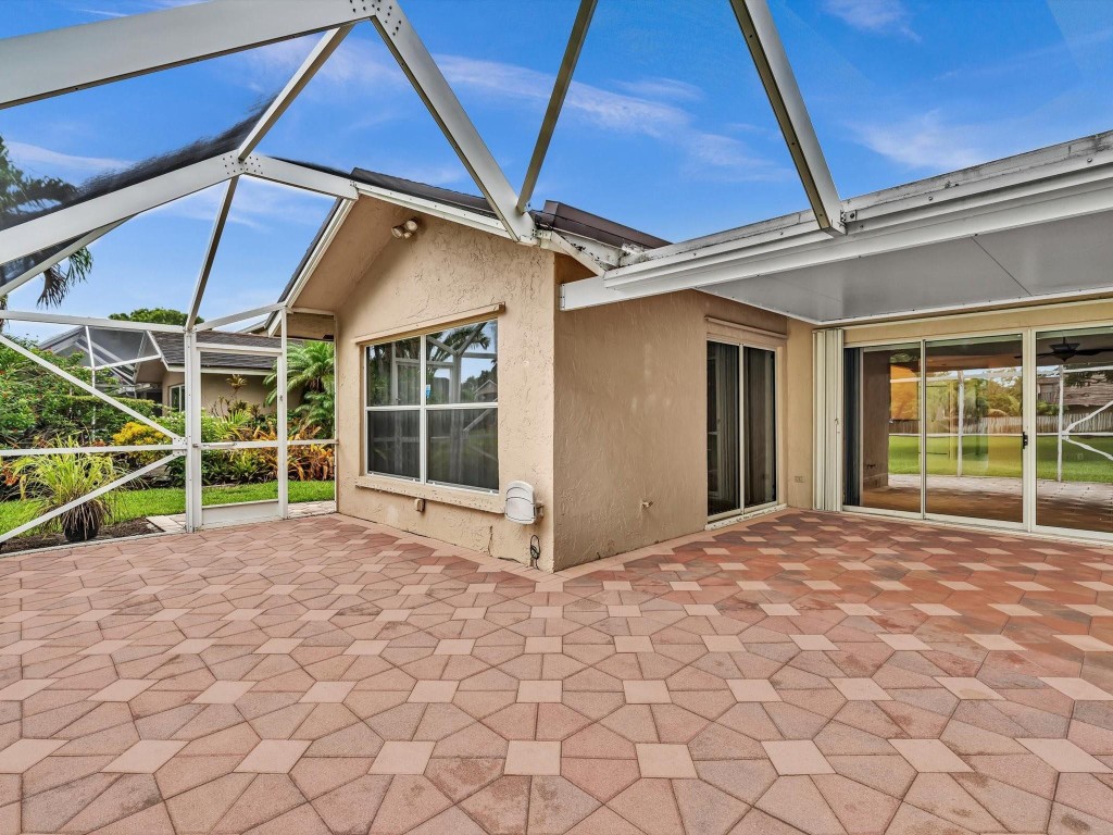 1251 NW 52nd Way