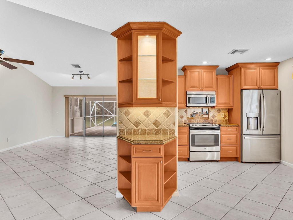 1251 NW 52nd Way