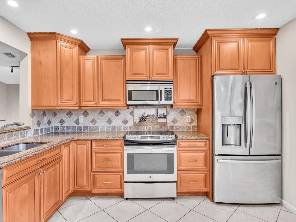 1251 NW 52nd Way