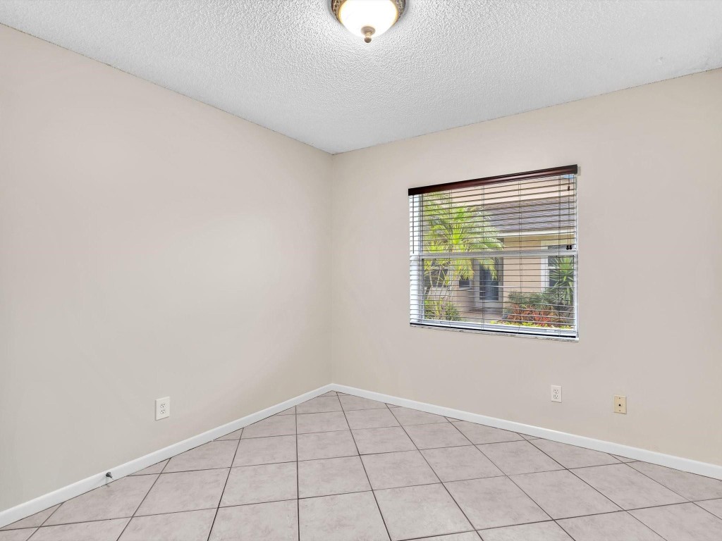 1251 NW 52nd Way