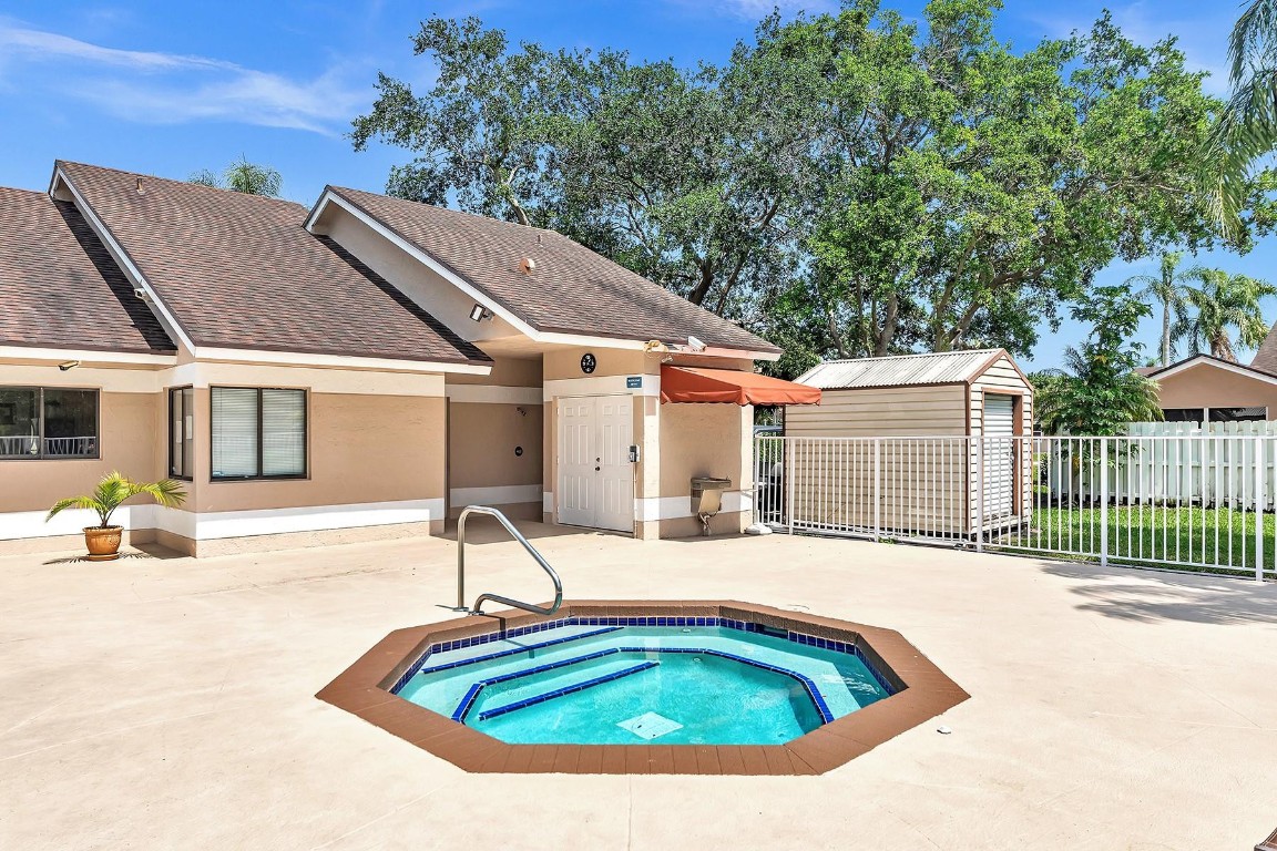 1251 NW 52nd Way