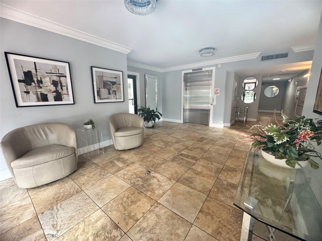 2850 N Palm Aire Drive 207