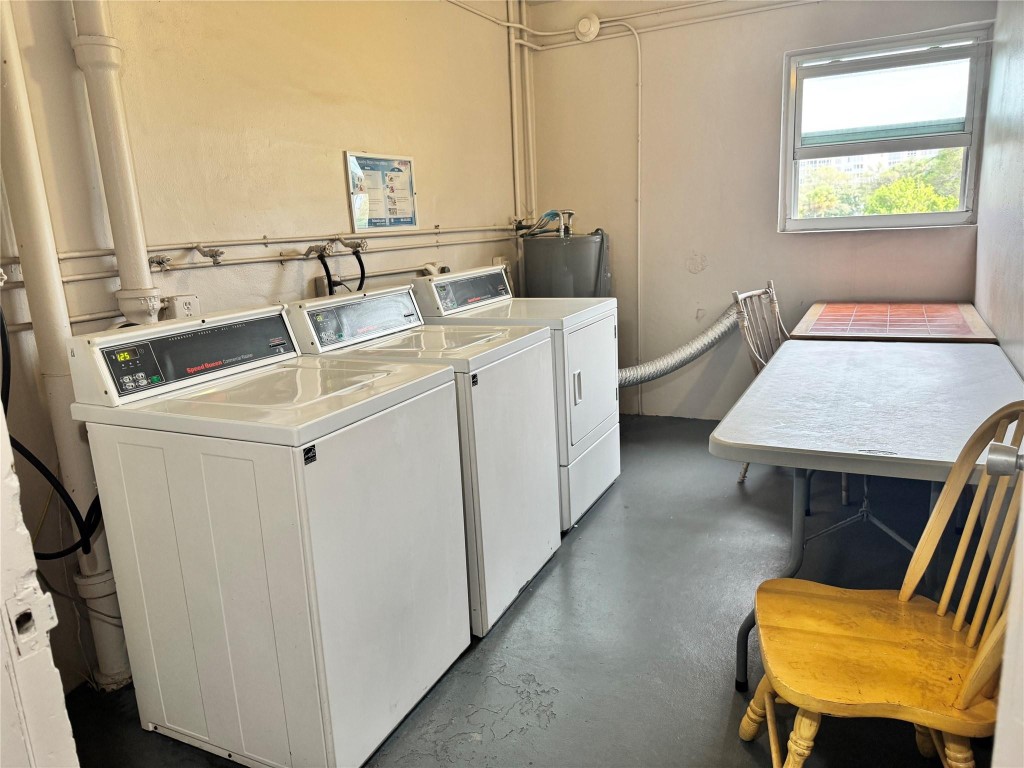 2850 N Palm Aire Drive 207