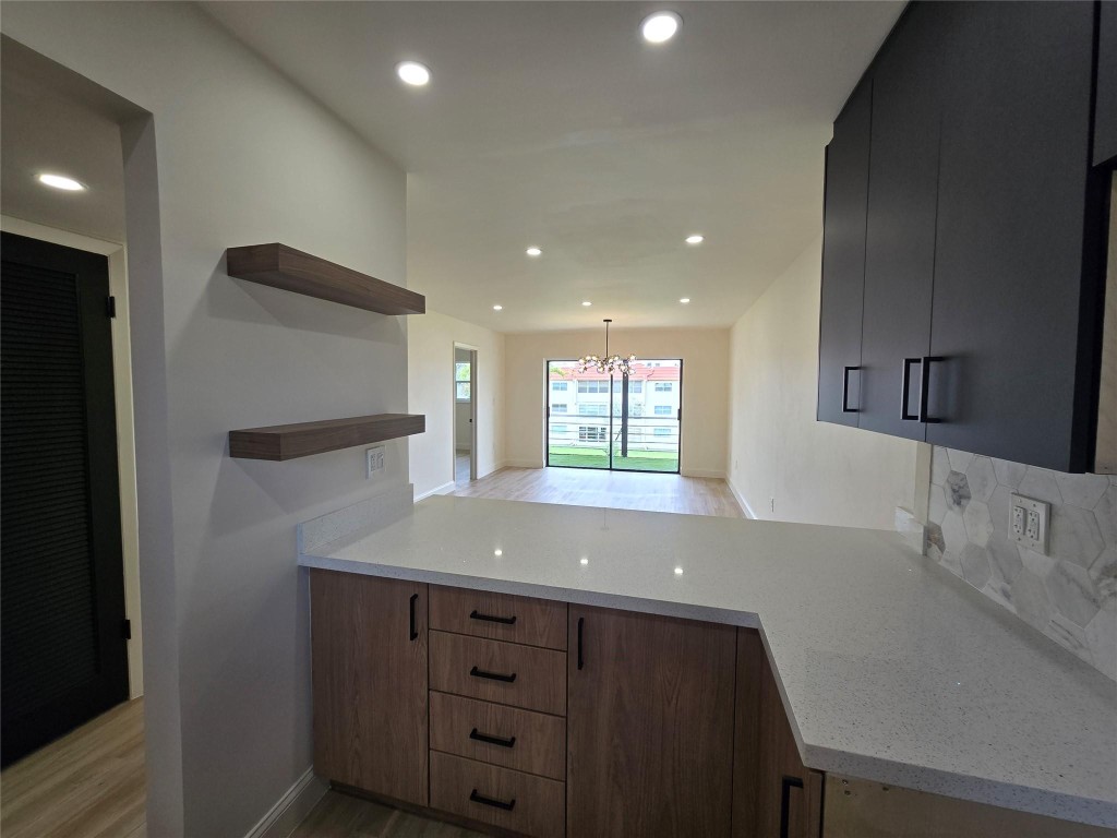 3001 E Sunrise Lakes Dr 303