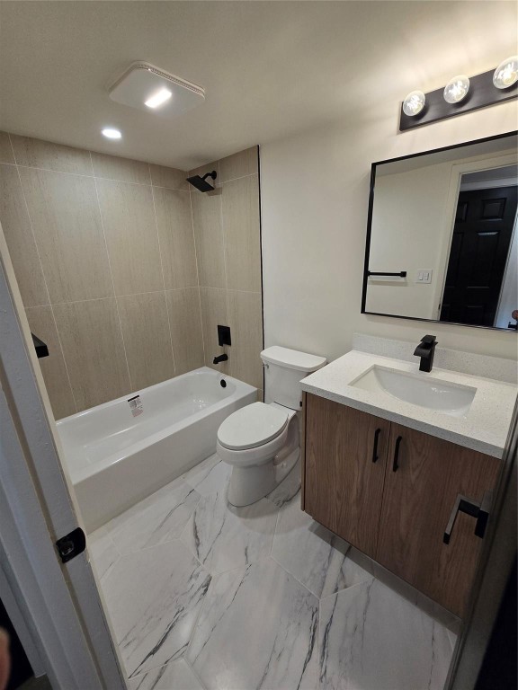 3001 E Sunrise Lakes Dr 303