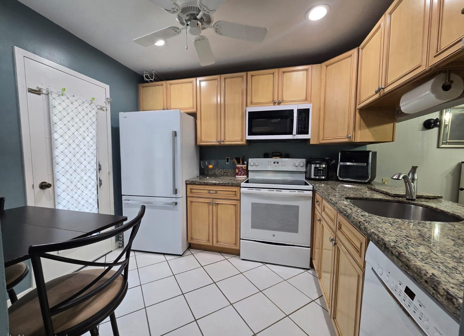 1103 Bahama Bend H2