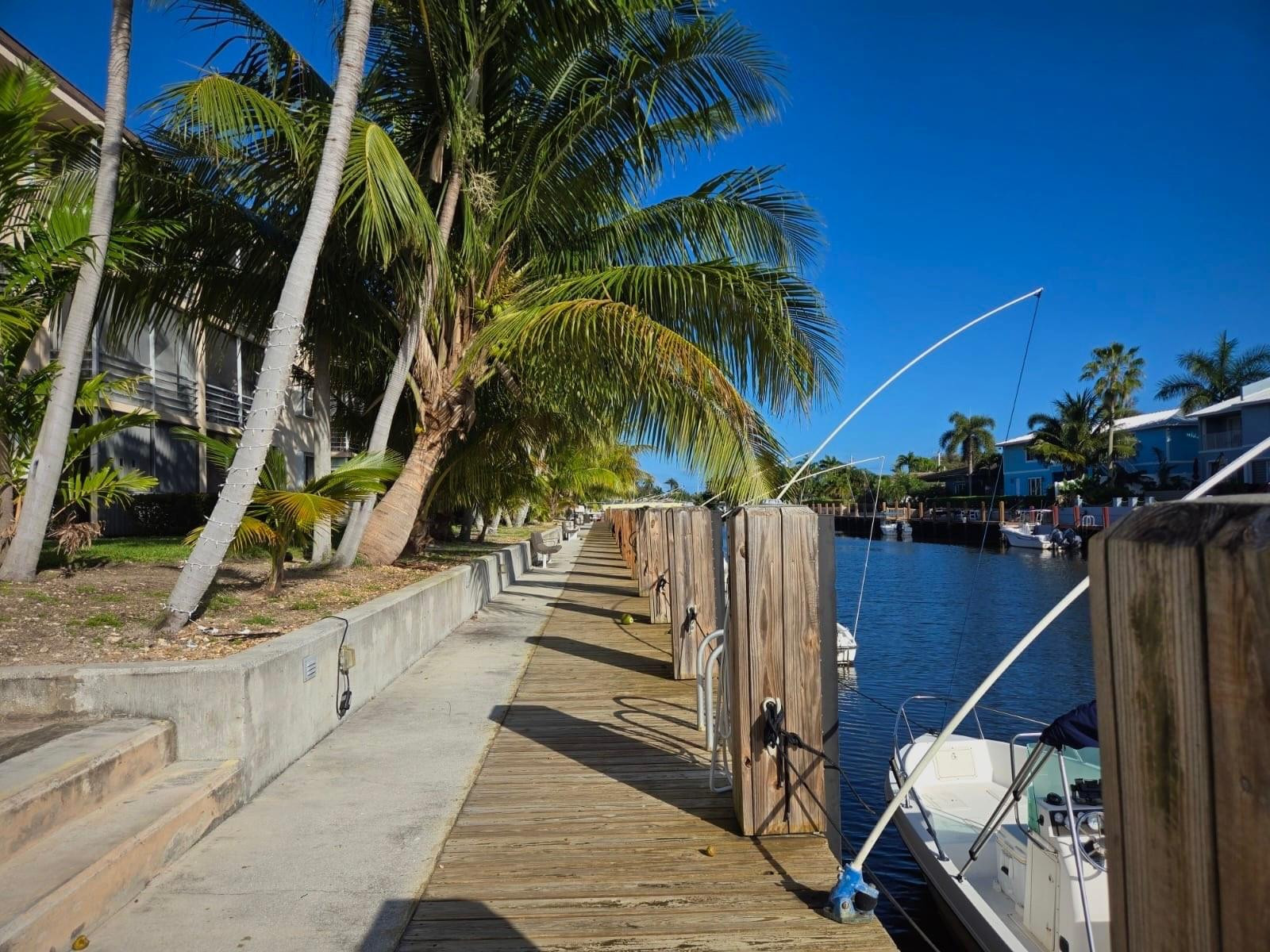 4500 N Federal Highway 303