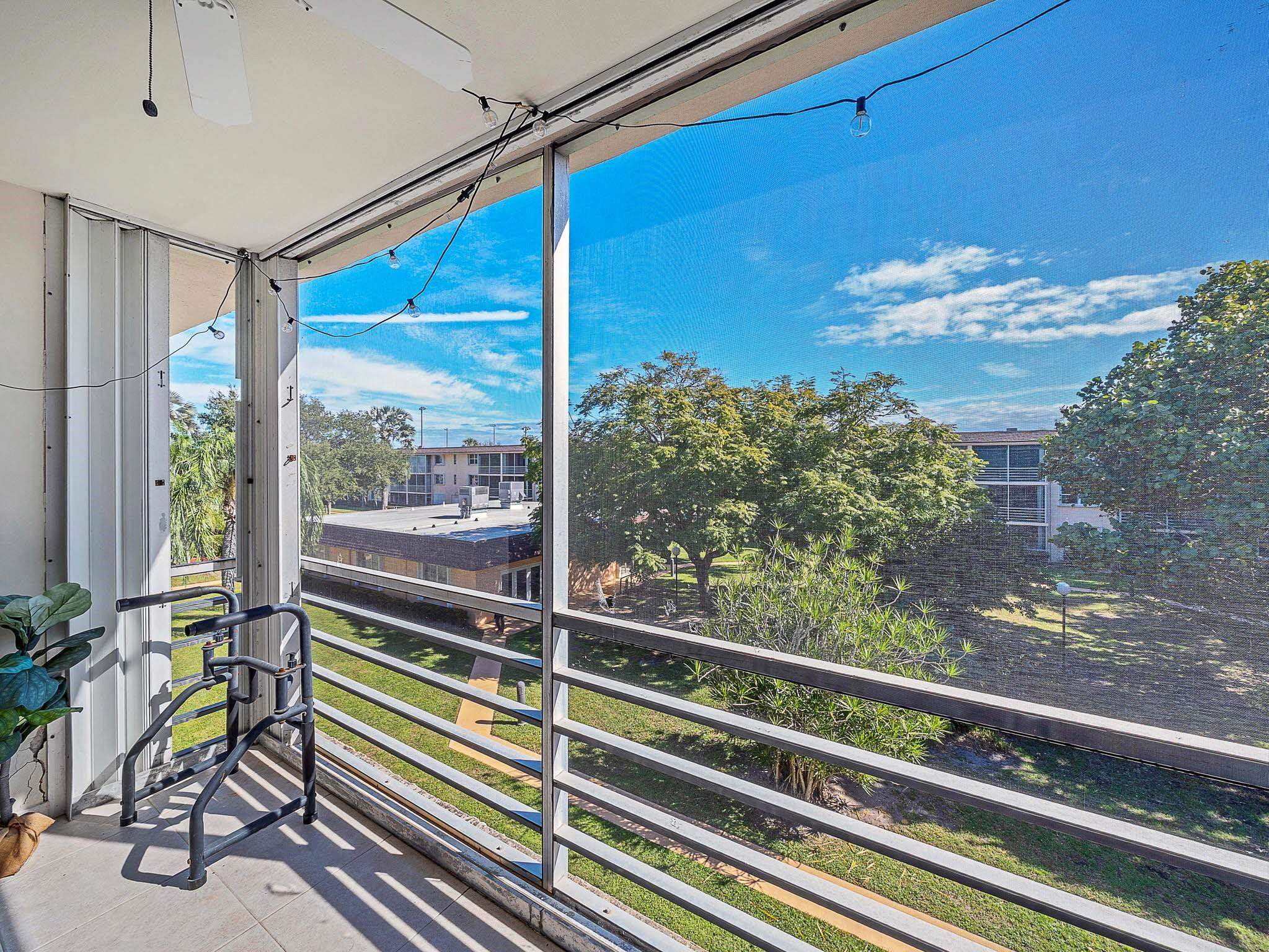 4500 N Federal Highway 303