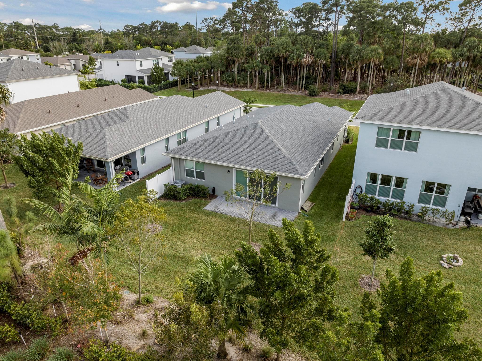 6746 Pointe Of Woods Drive