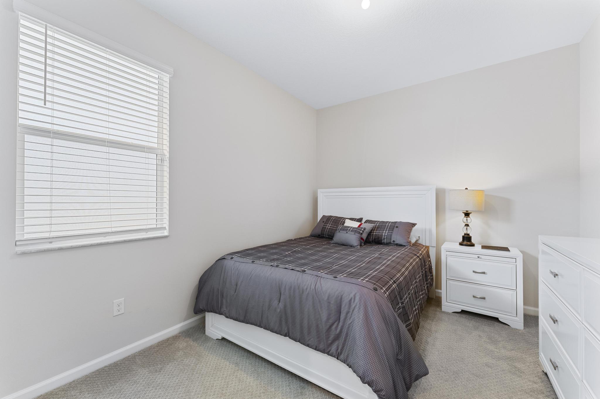 6746 Pointe Of Woods Drive