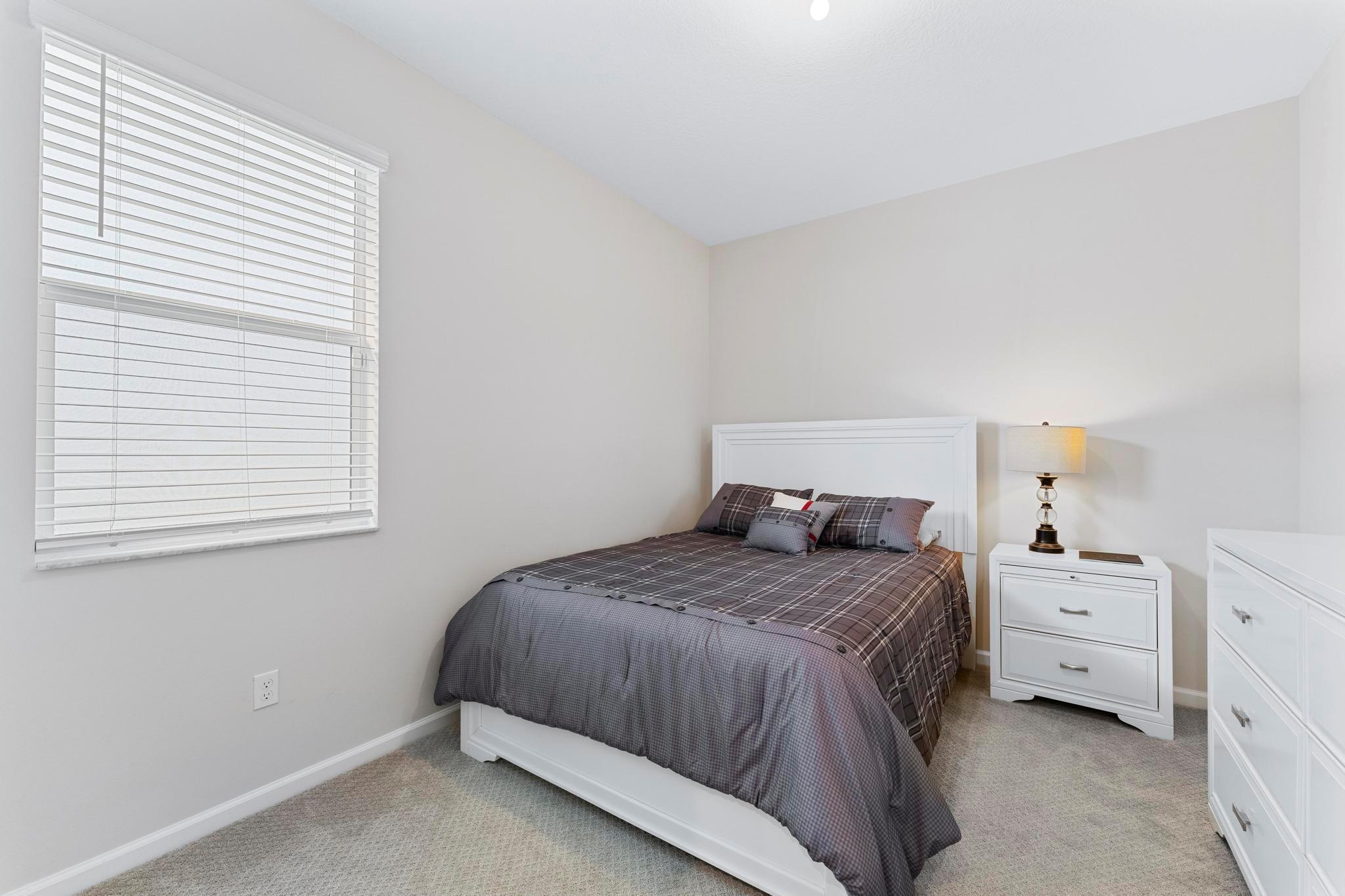 6746 Pointe Of Woods Drive