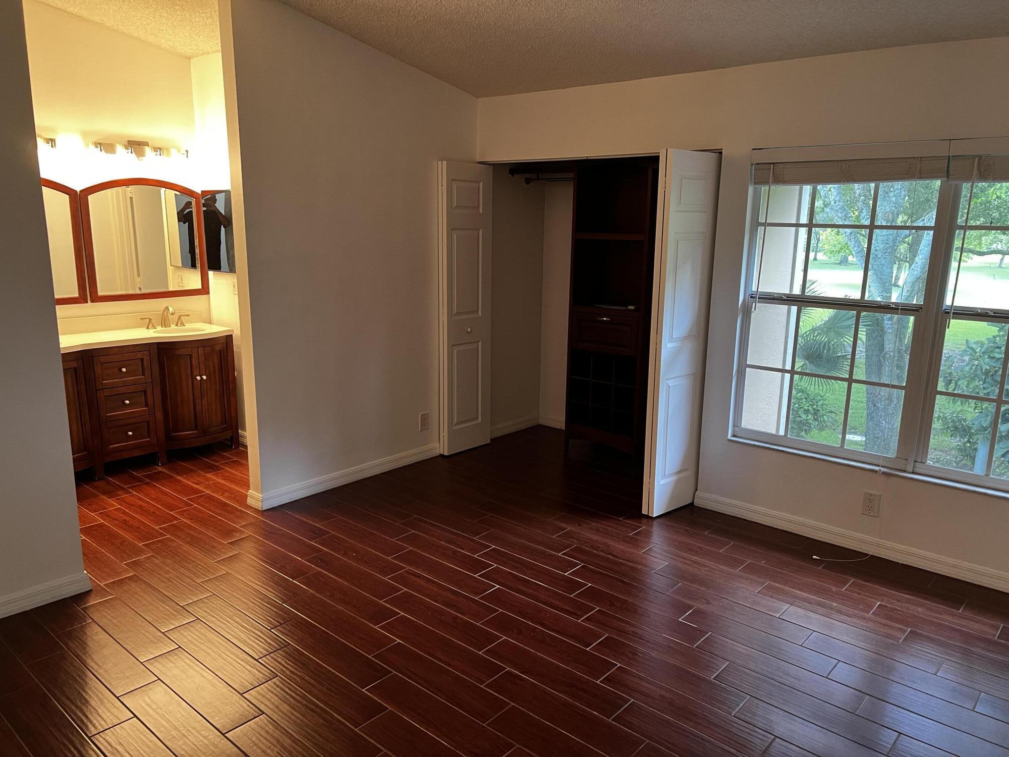 22342 Thousand Pines Lane