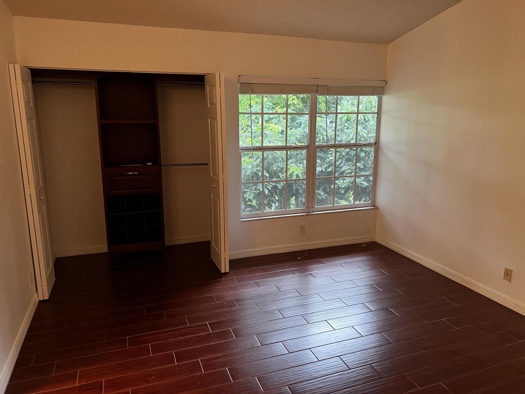 22342 Thousand Pines Lane