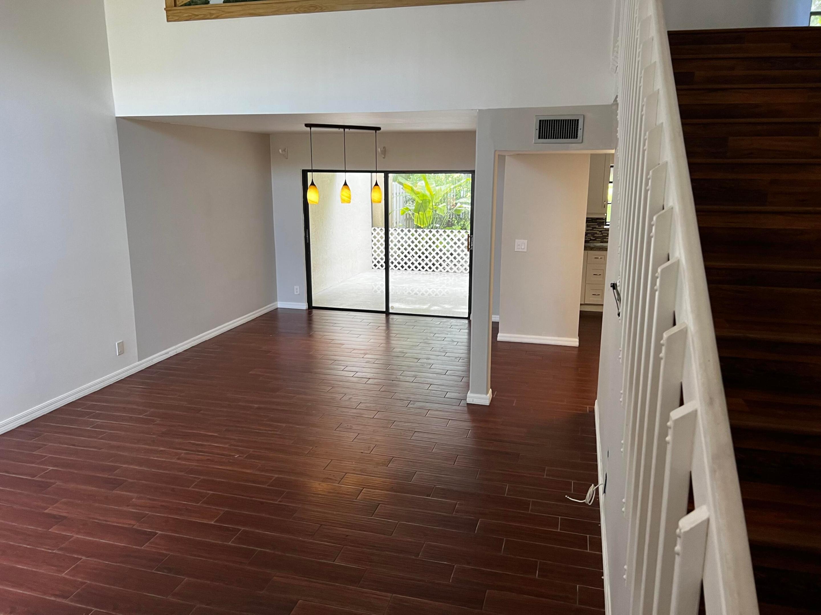 22342 Thousand Pines Lane