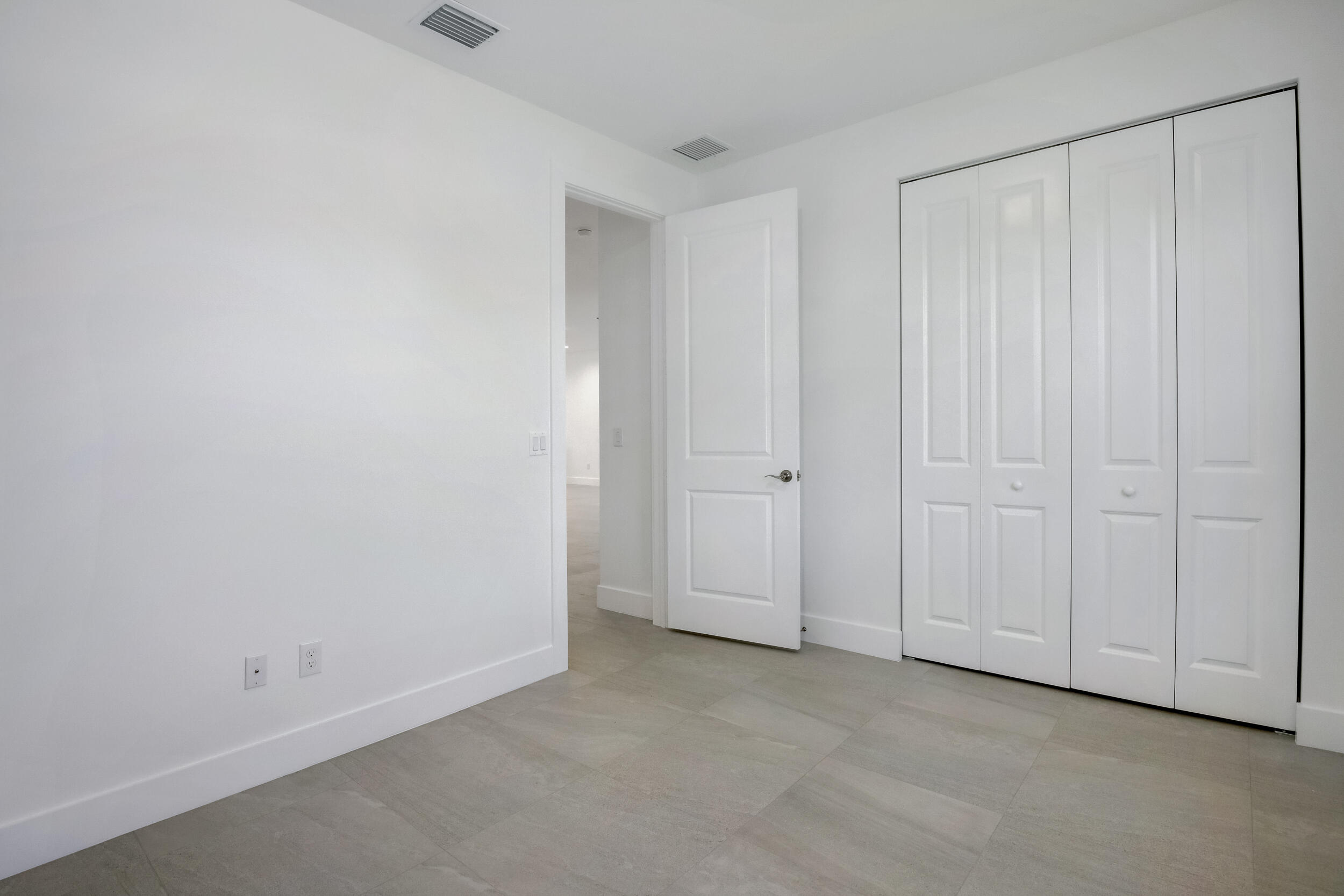 5987 Tiffany Place