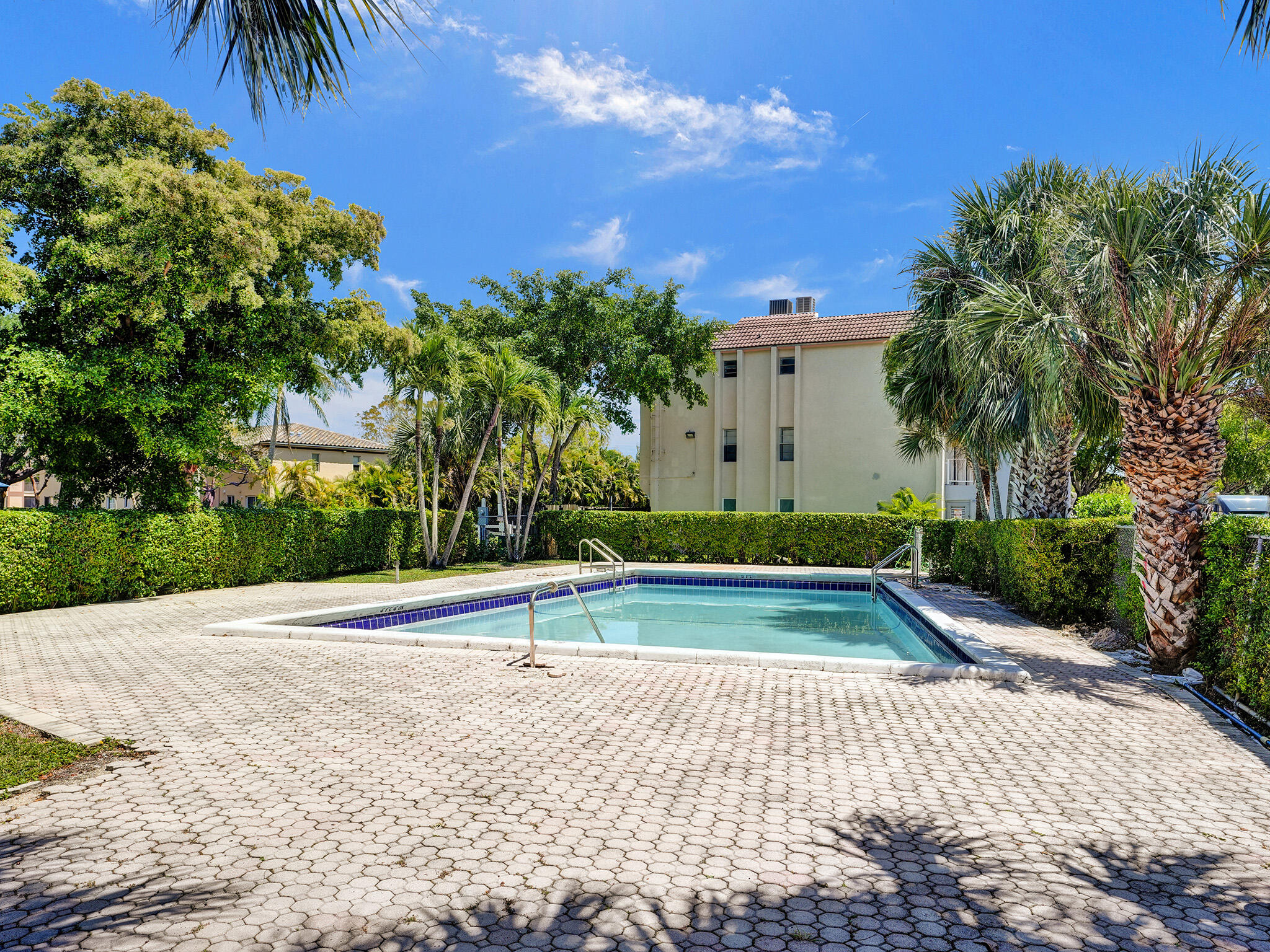 3760 NW 115th Way 12-2