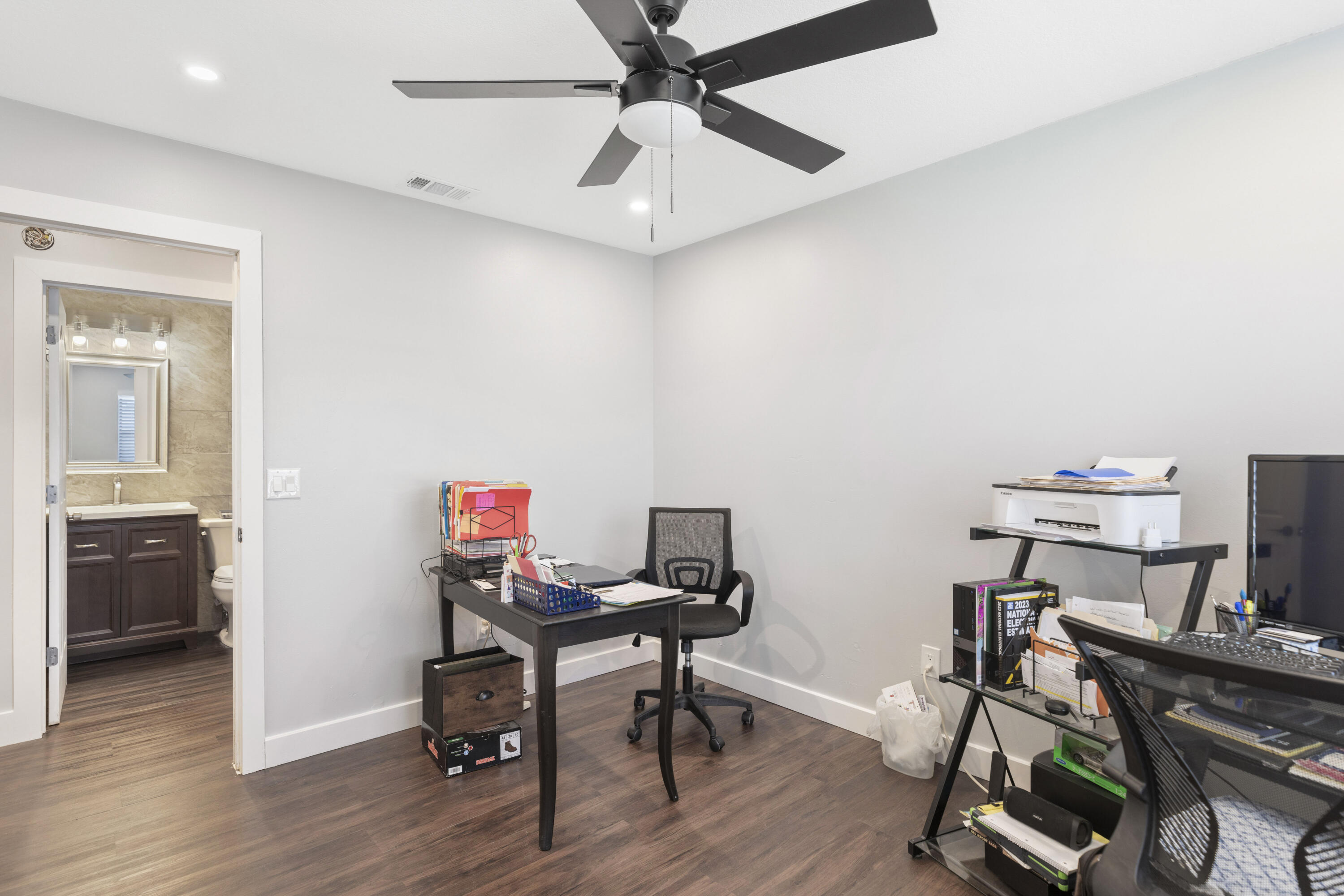 556 SE Nome Drive