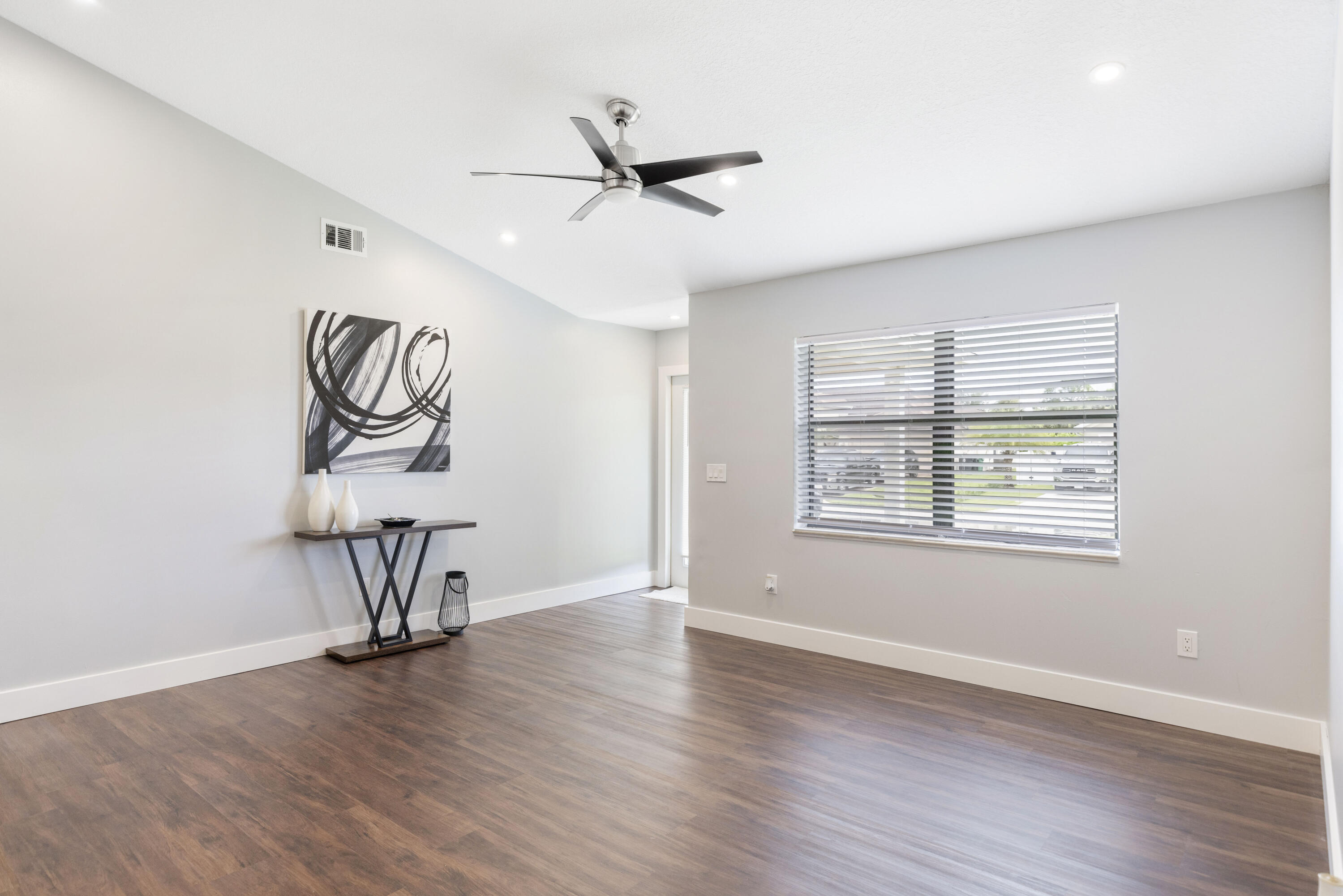 556 SE Nome Drive
