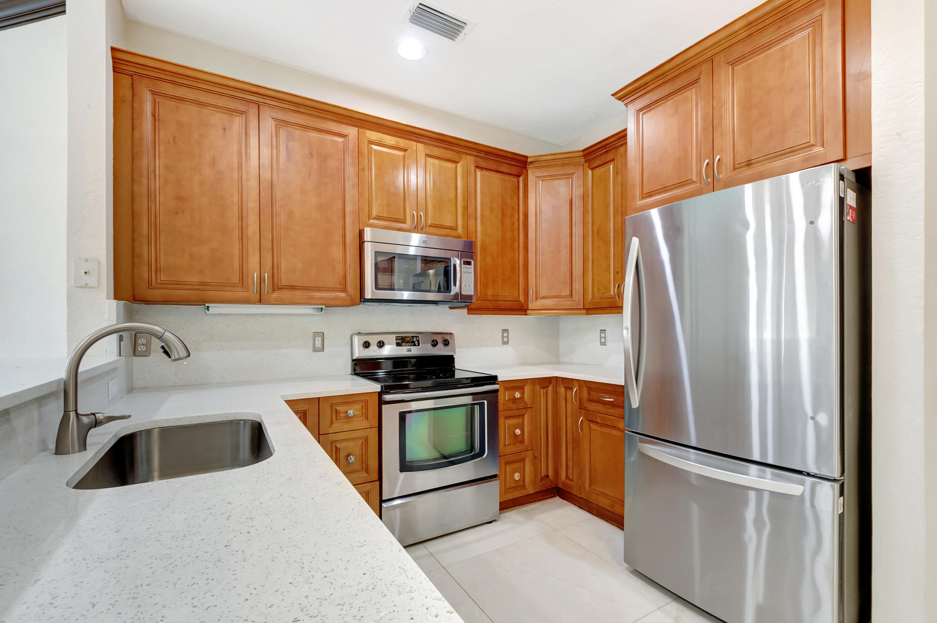11380 Sea Grass Circle