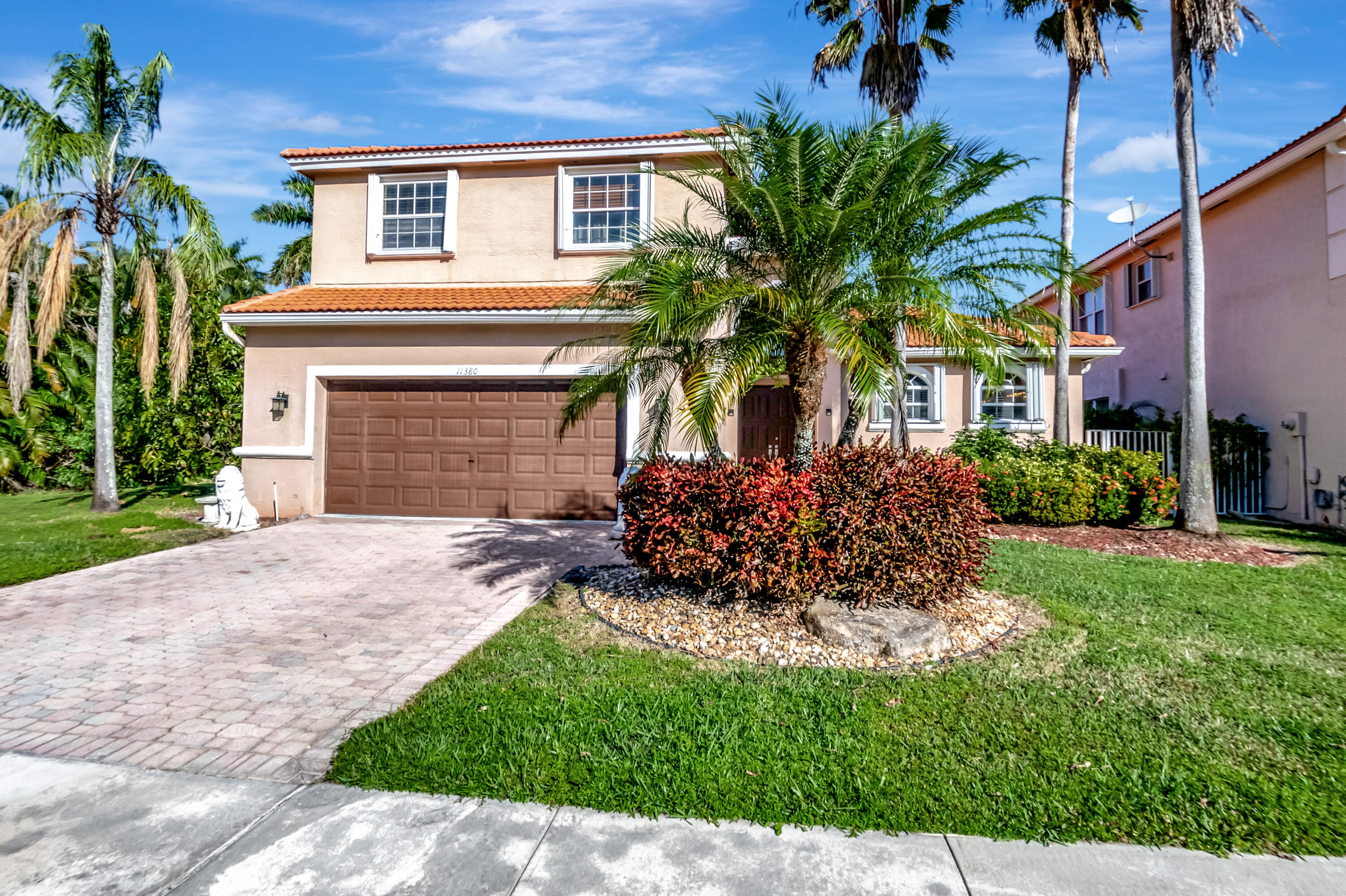 11380 Sea Grass Circle