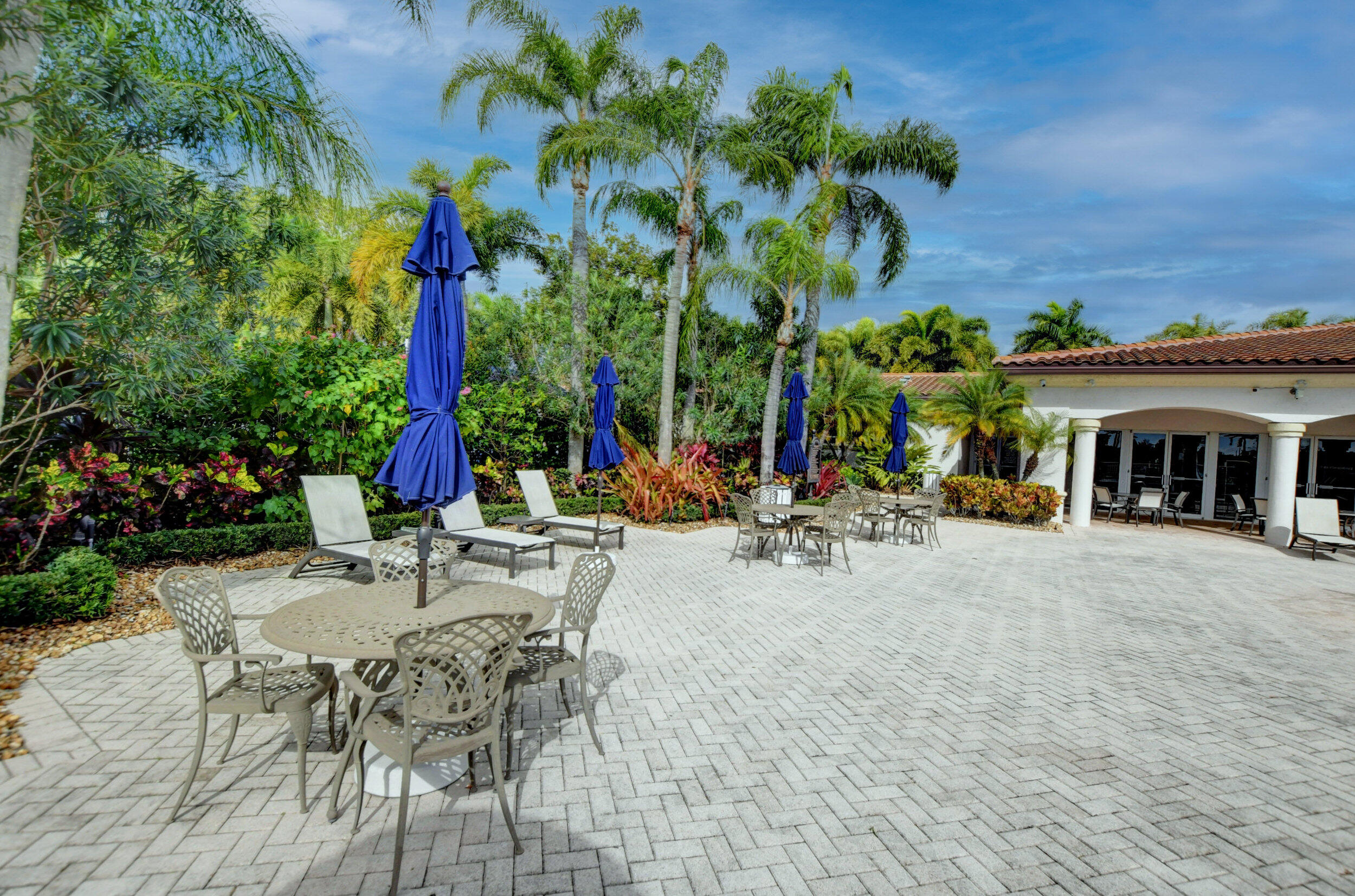 11380 Sea Grass Circle