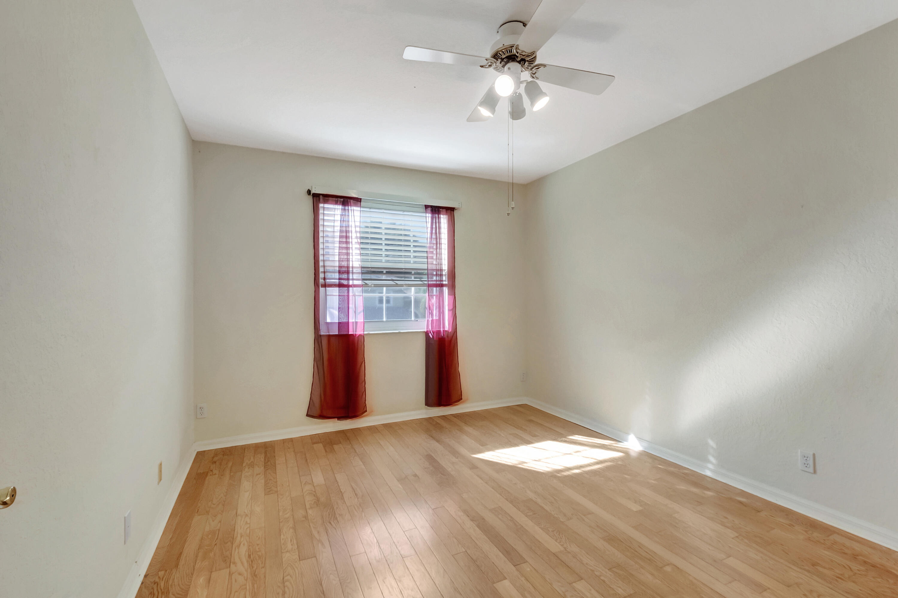 11380 Sea Grass Circle