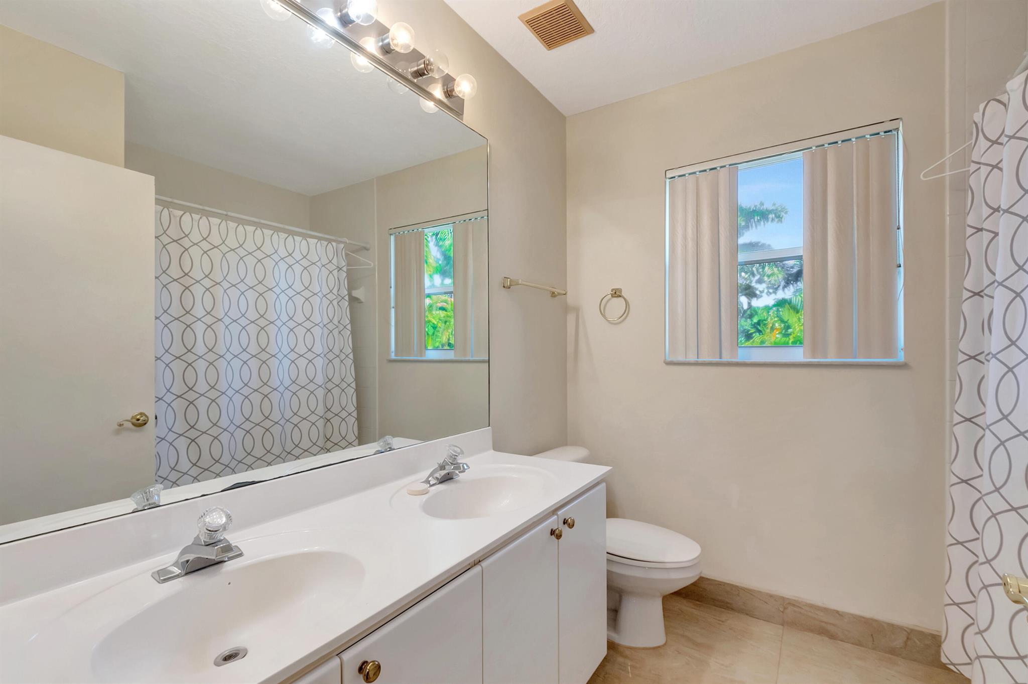 11380 Sea Grass Circle