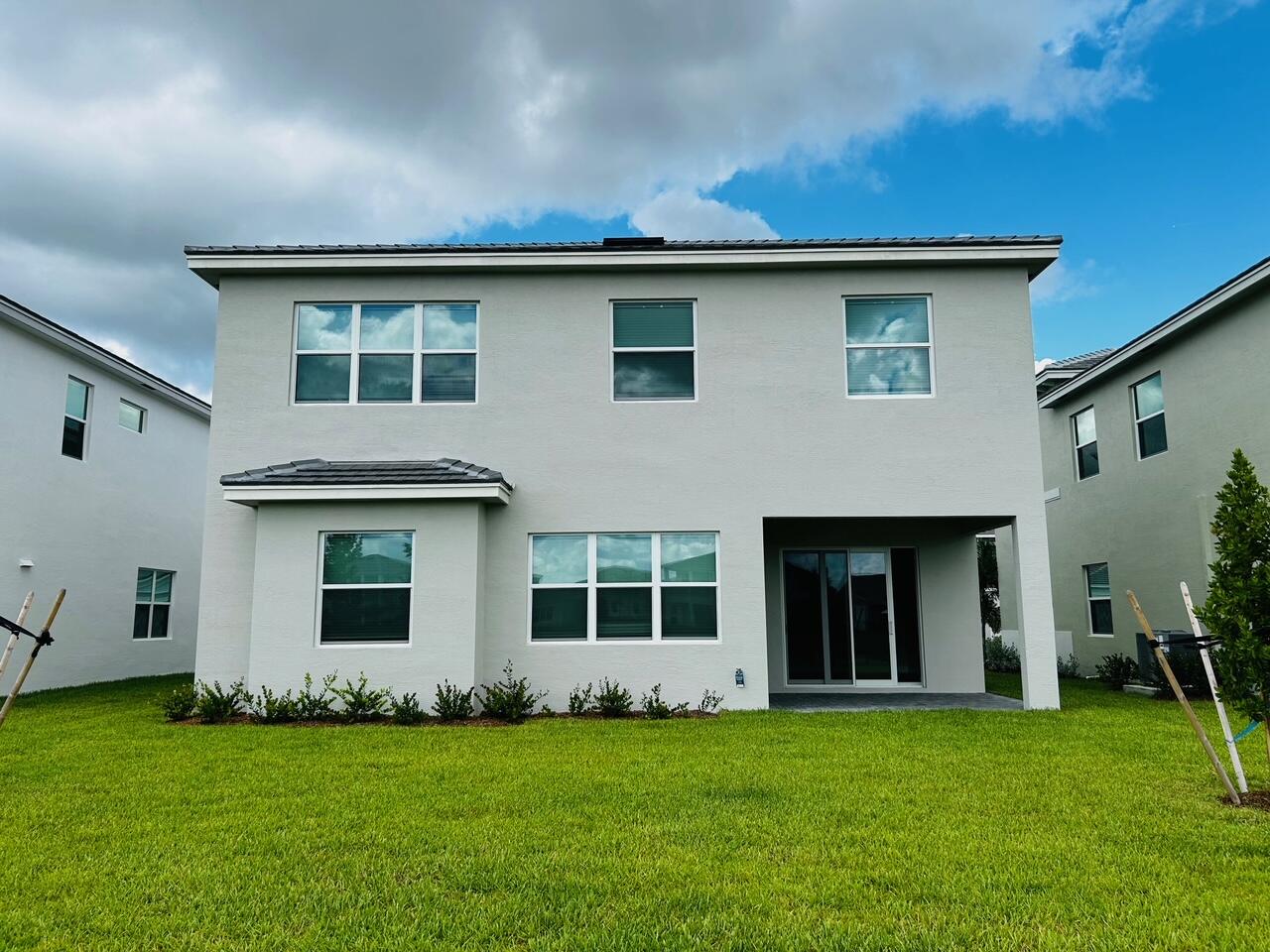 5468 Pecan Drive