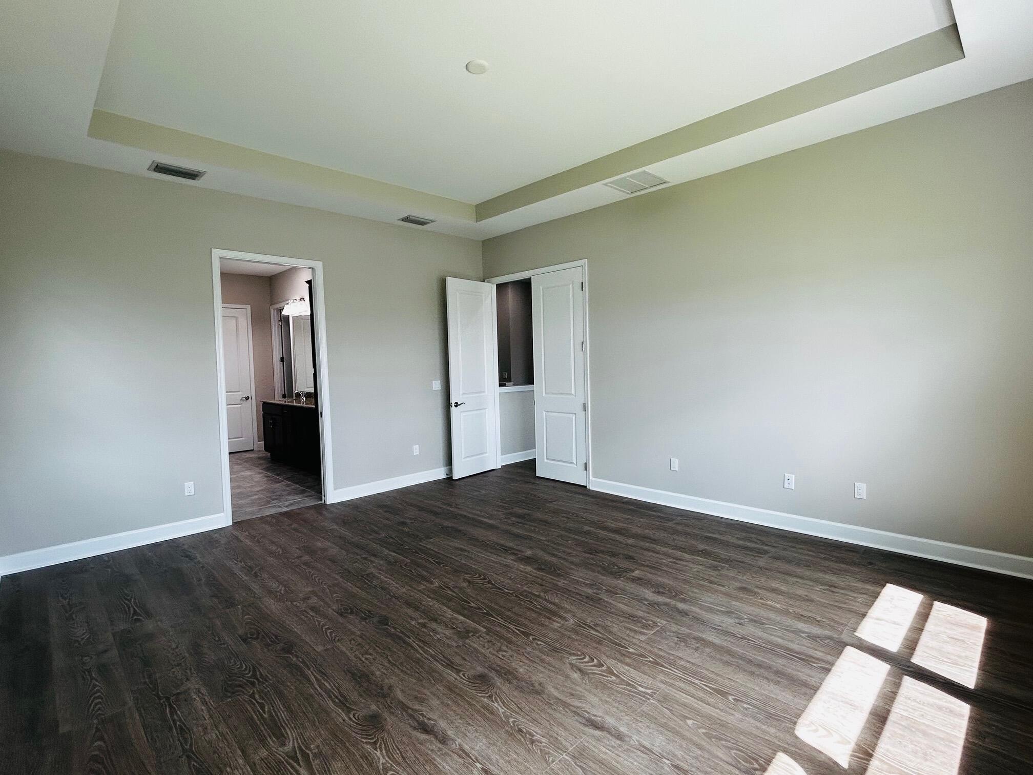 5468 Pecan Drive