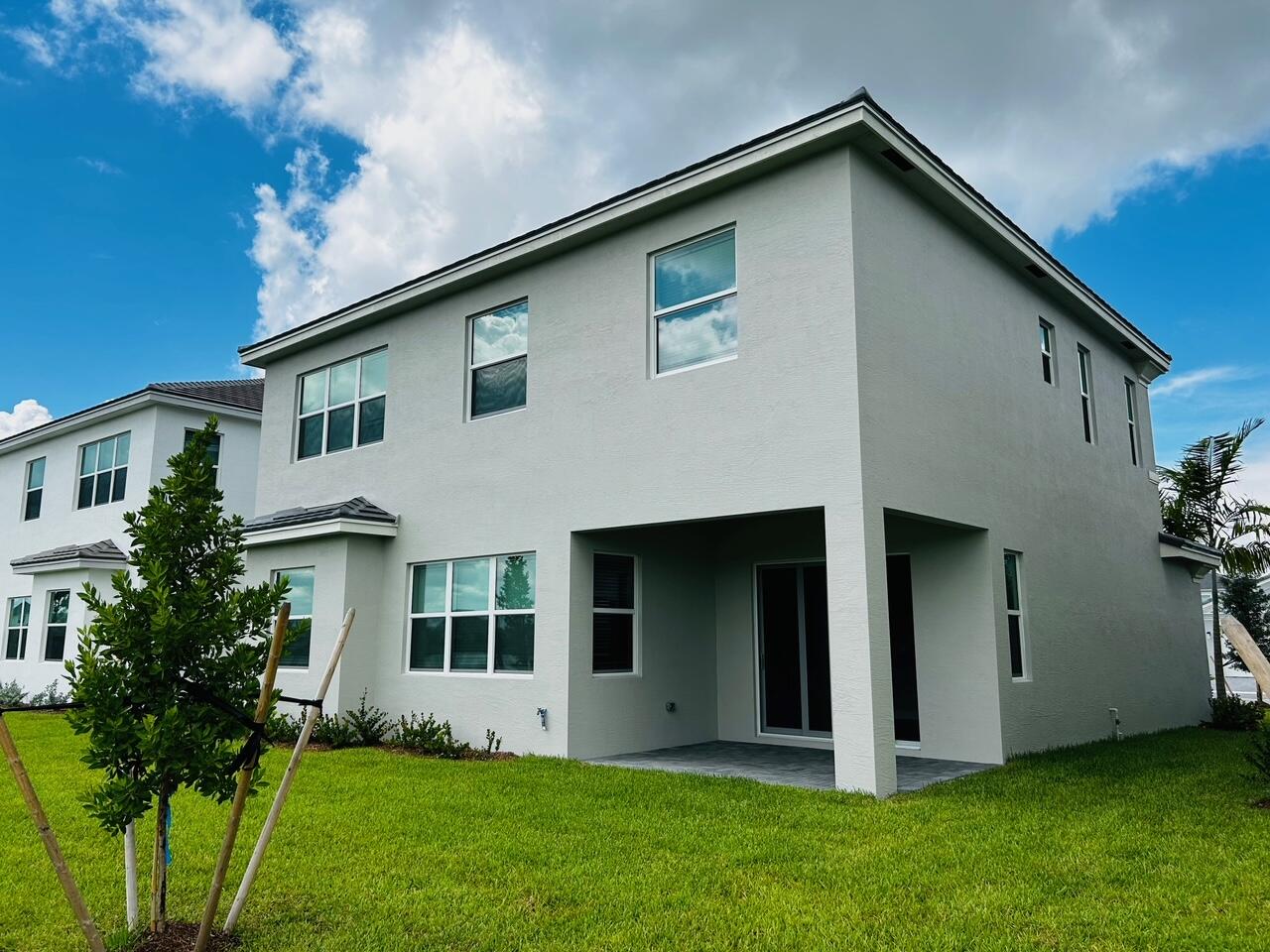 5468 Pecan Drive