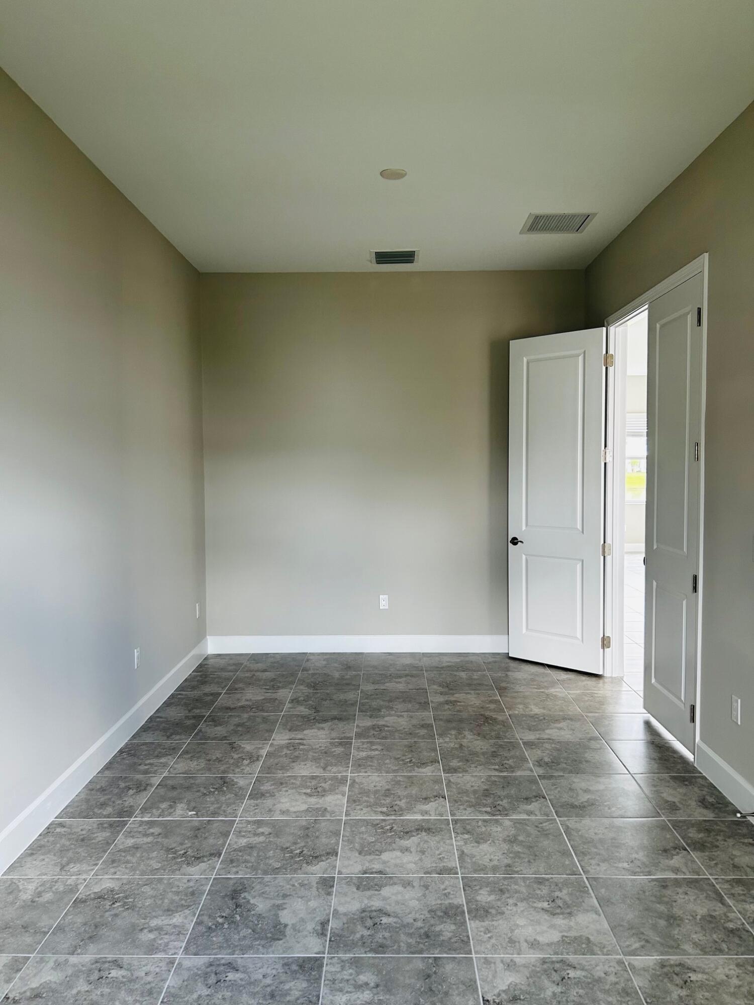 5468 Pecan Drive