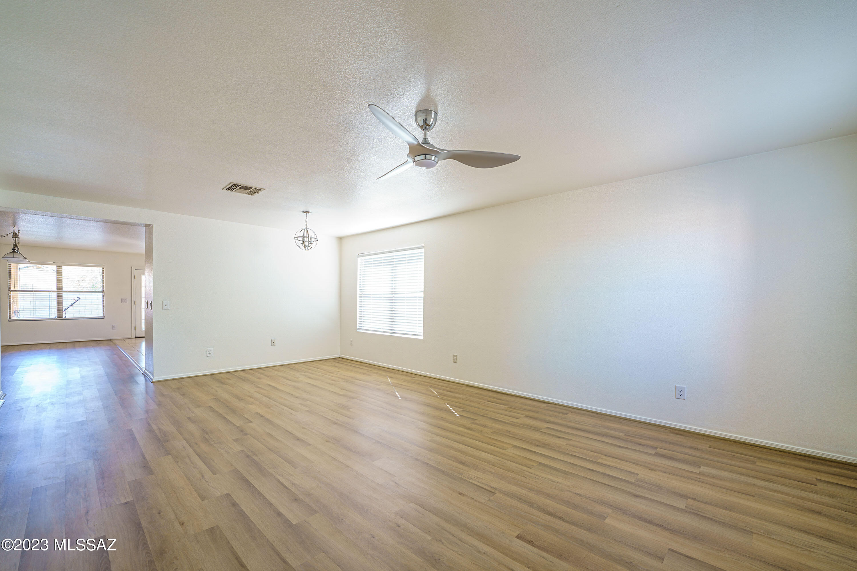 1725 W Rita Marie Drive