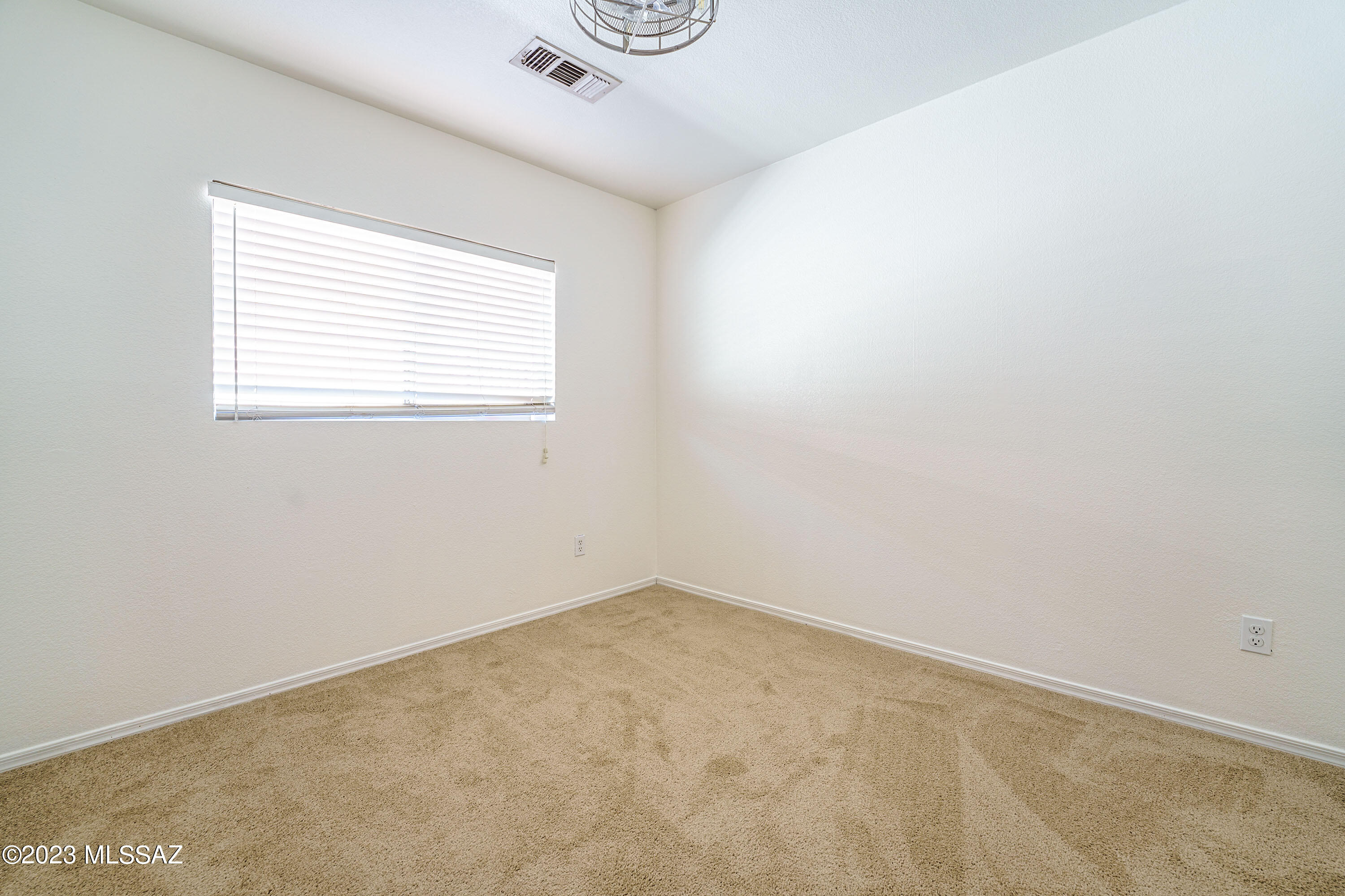 1725 W Rita Marie Drive