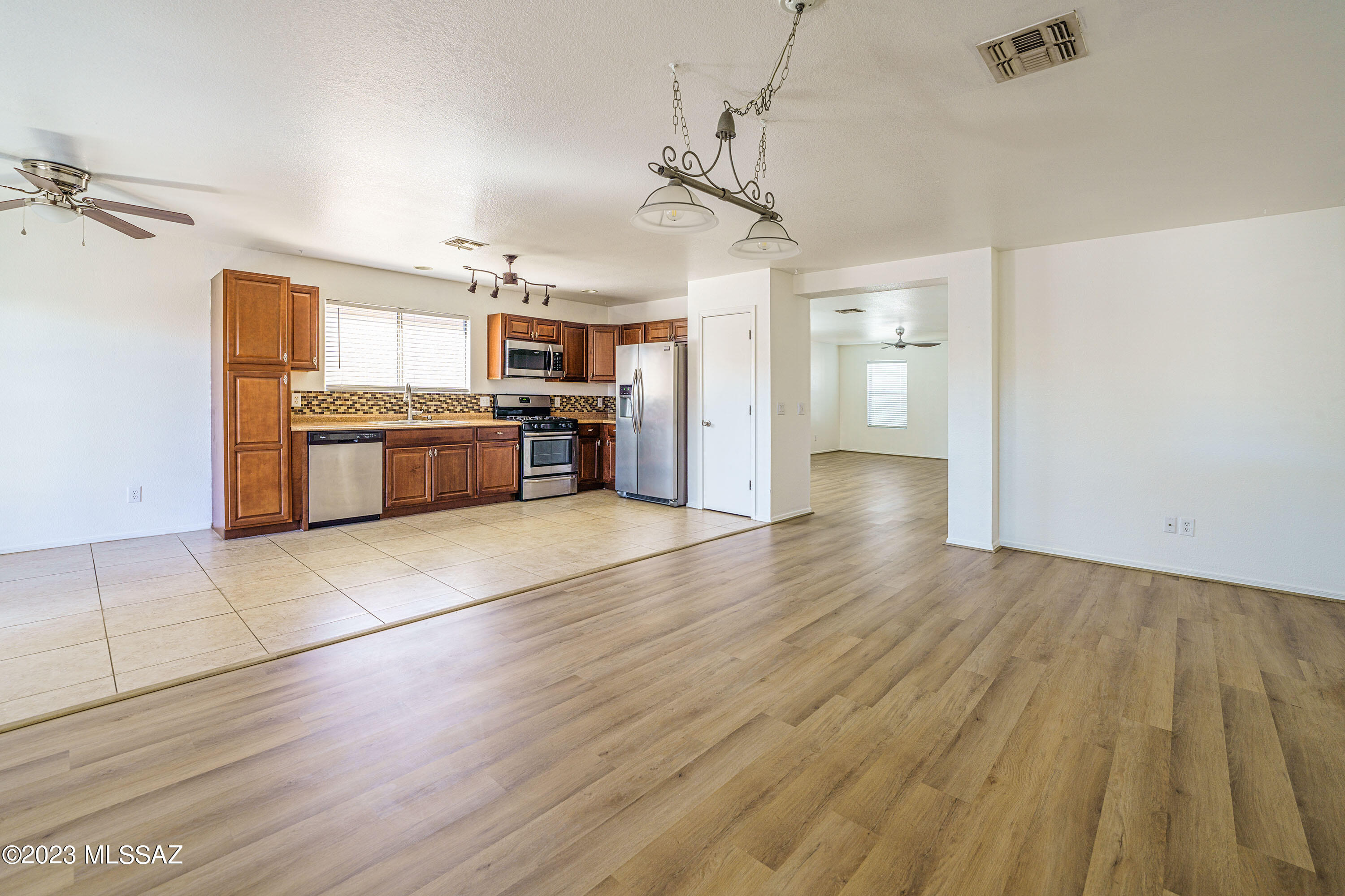 1725 W Rita Marie Drive