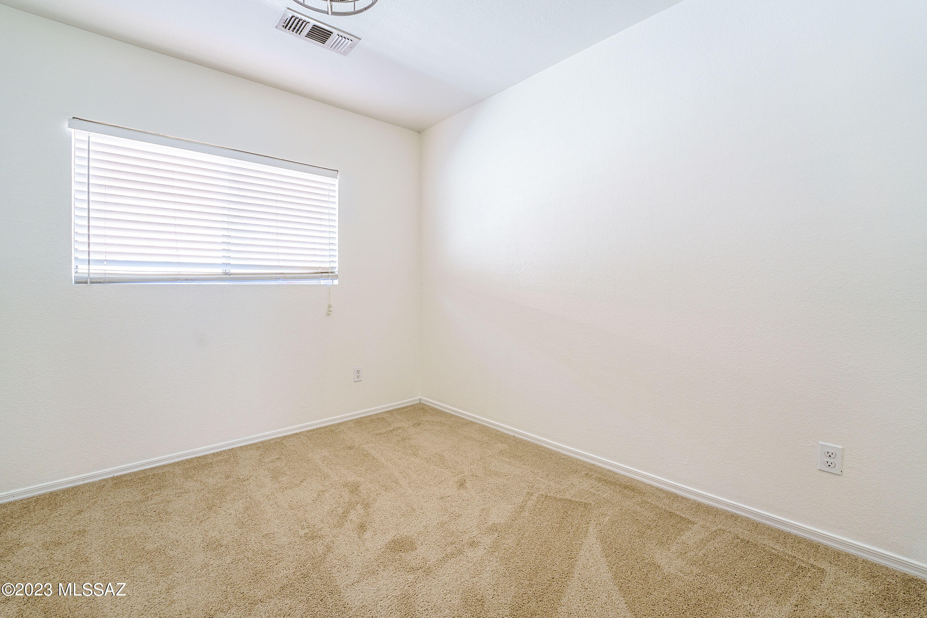 1725 W Rita Marie Drive