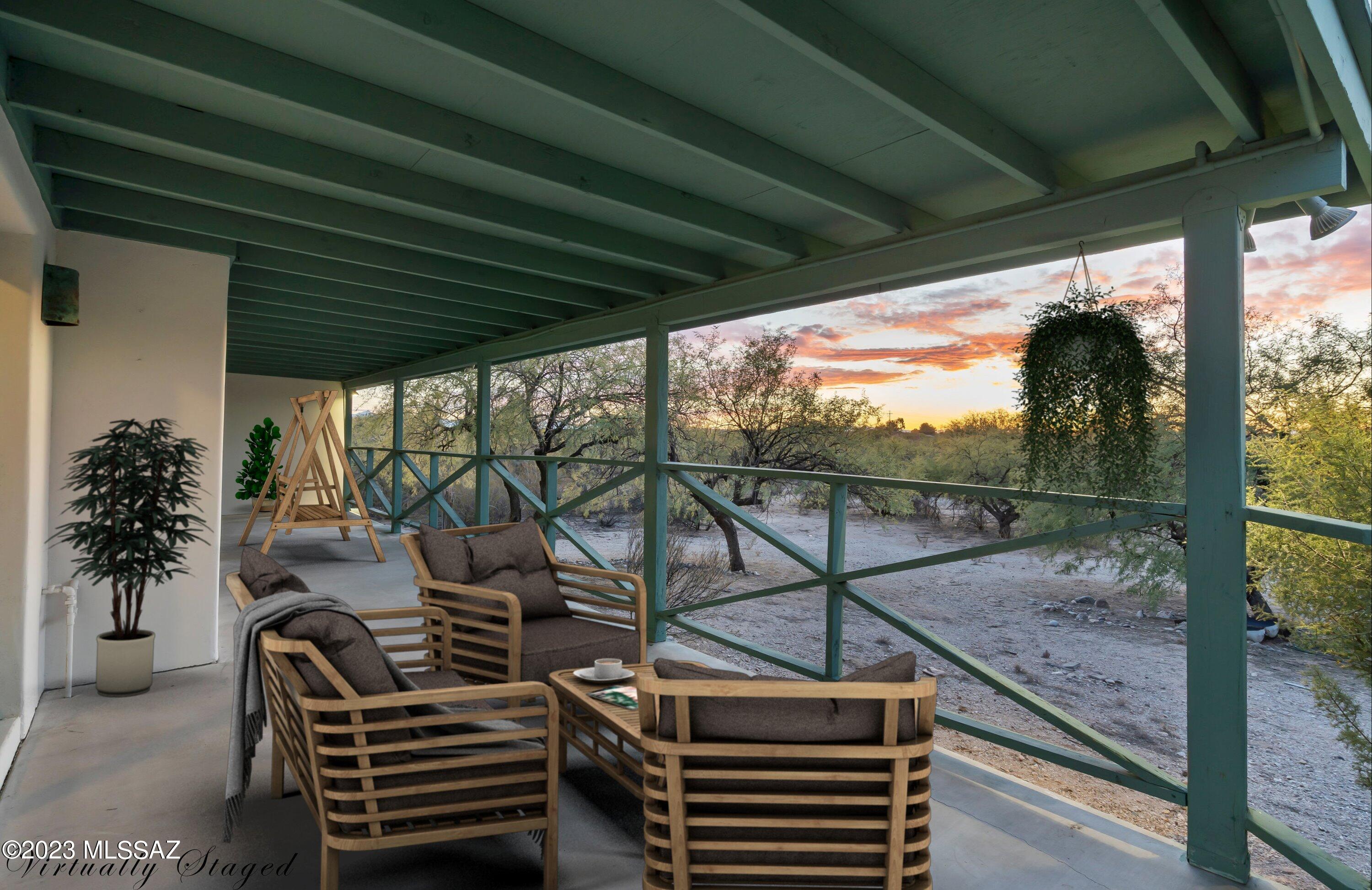 2465 N Tomahawk Trail