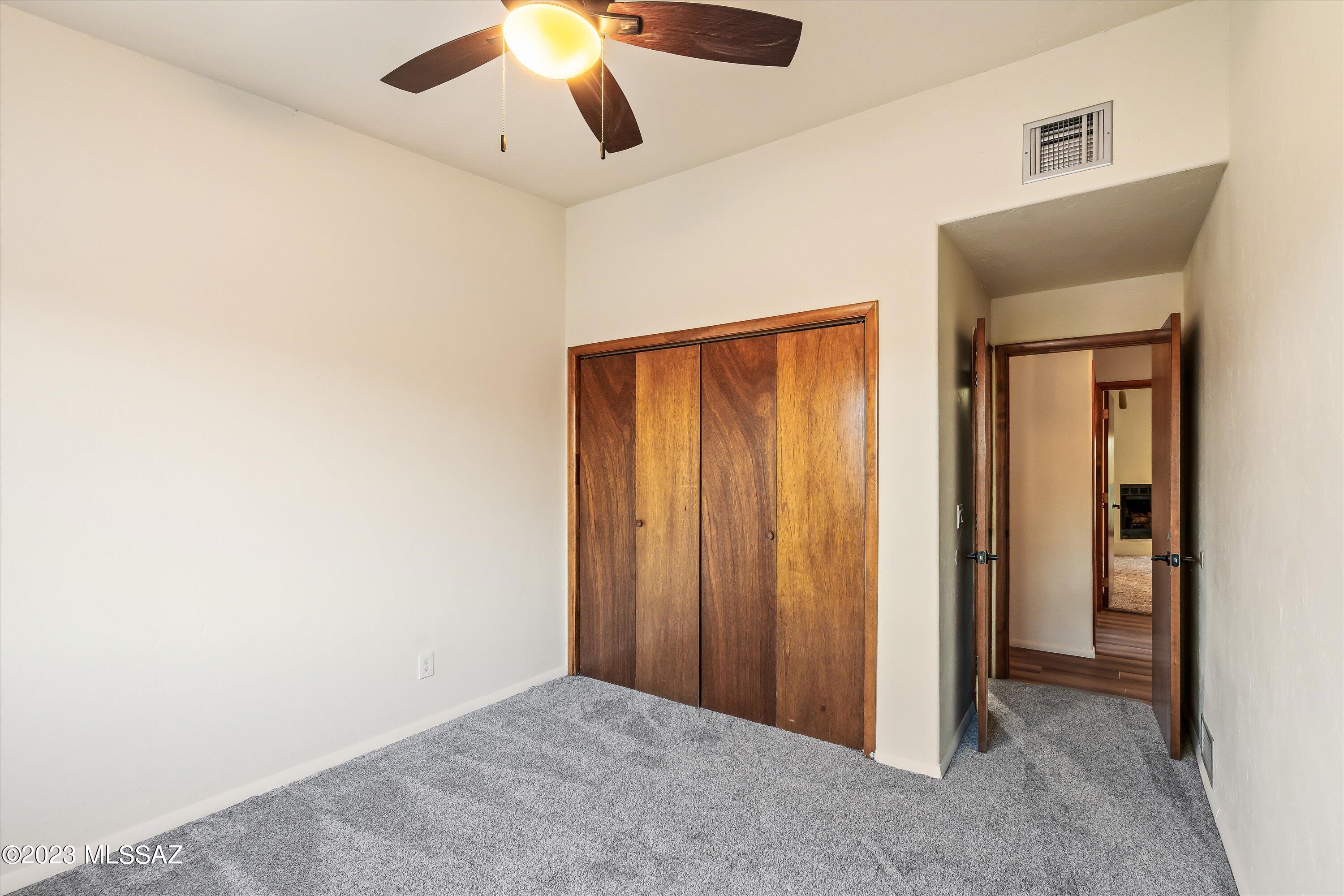 2465 N Tomahawk Trail