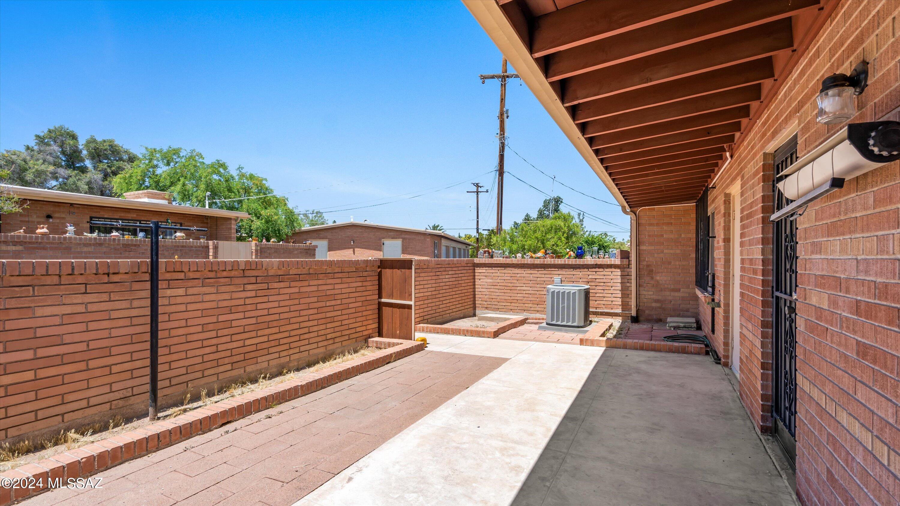 1918 W Anklam Road