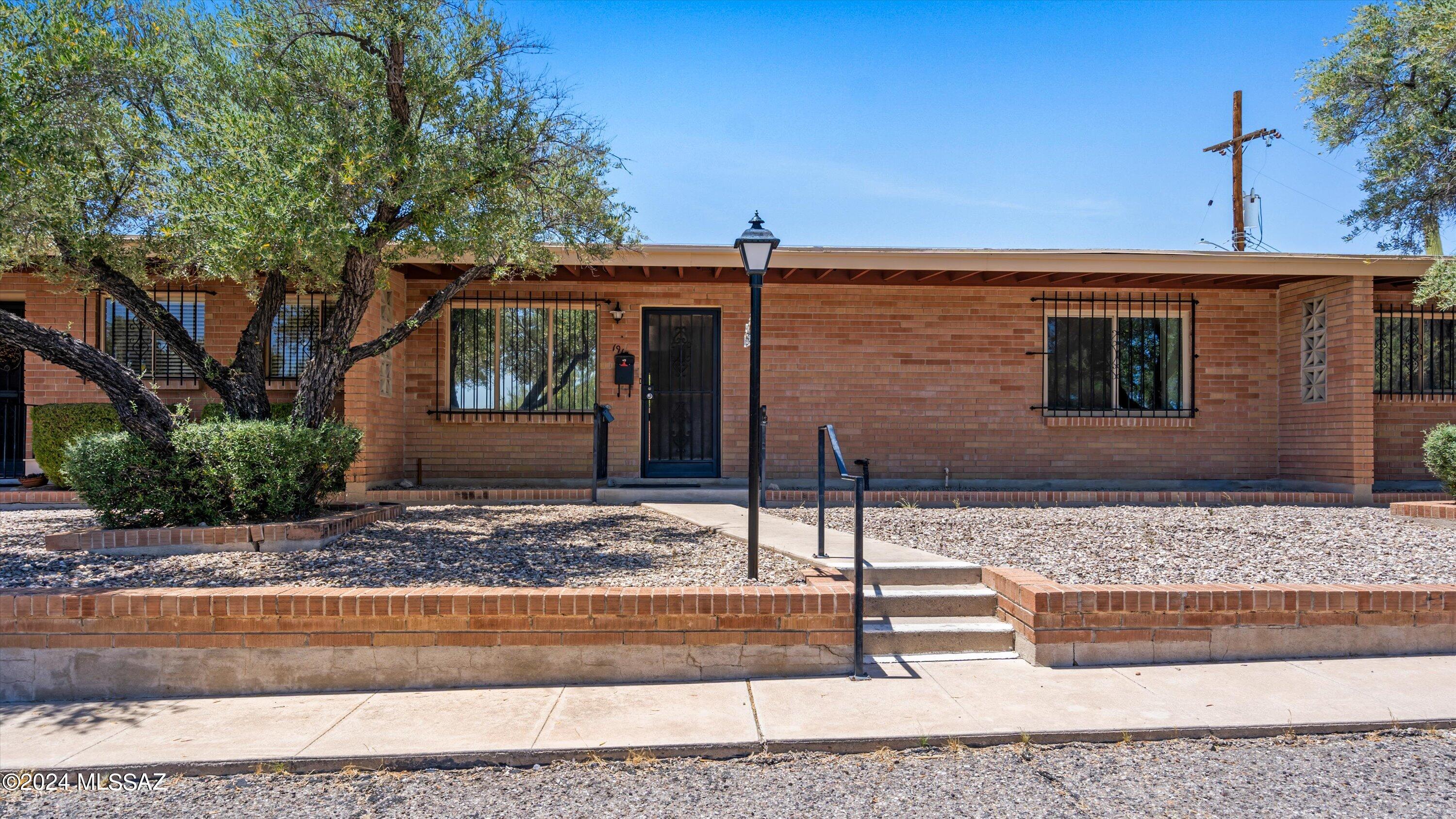 1918 W Anklam Road