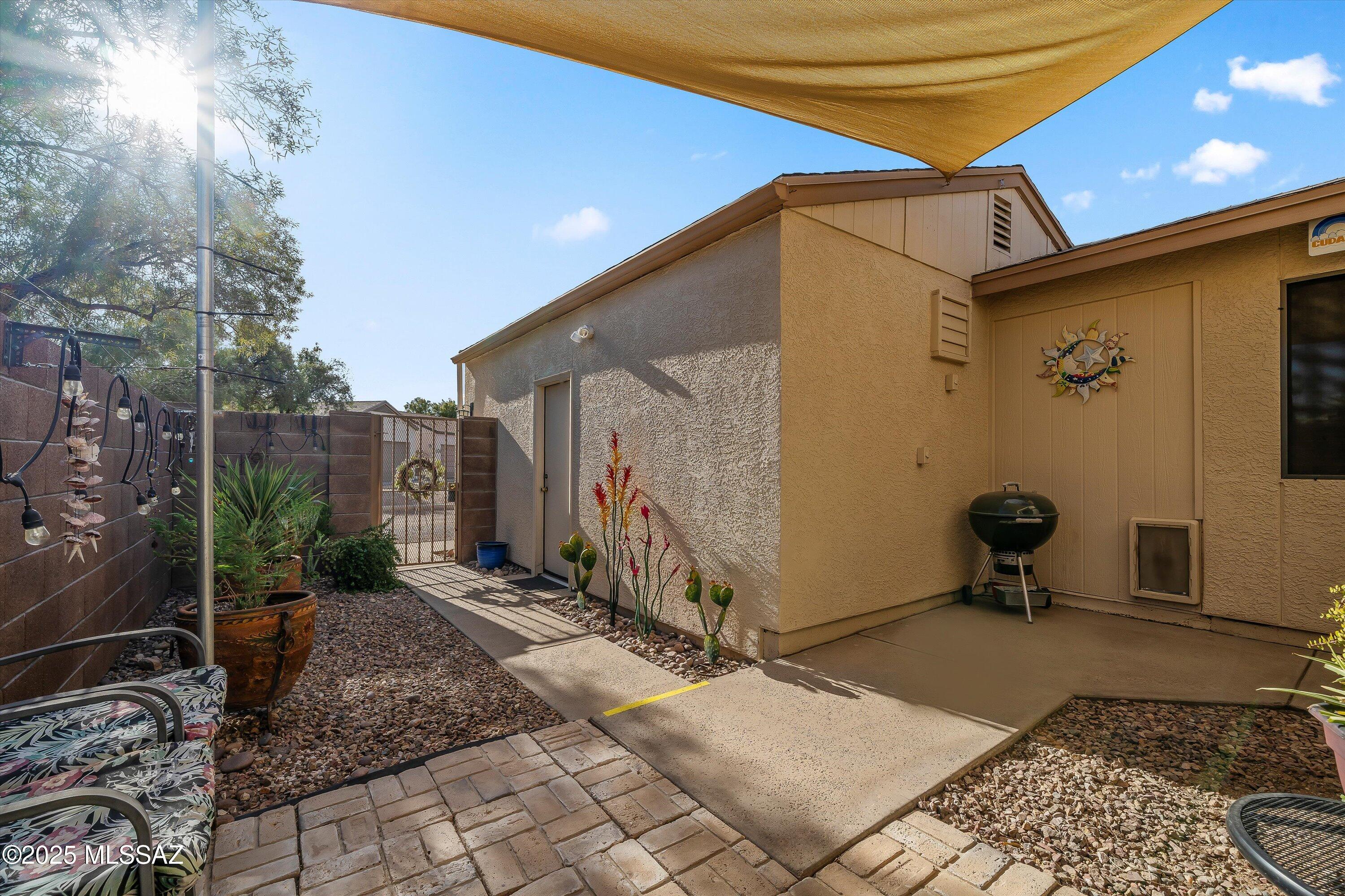 2552 N Ironwood Ridge Drive