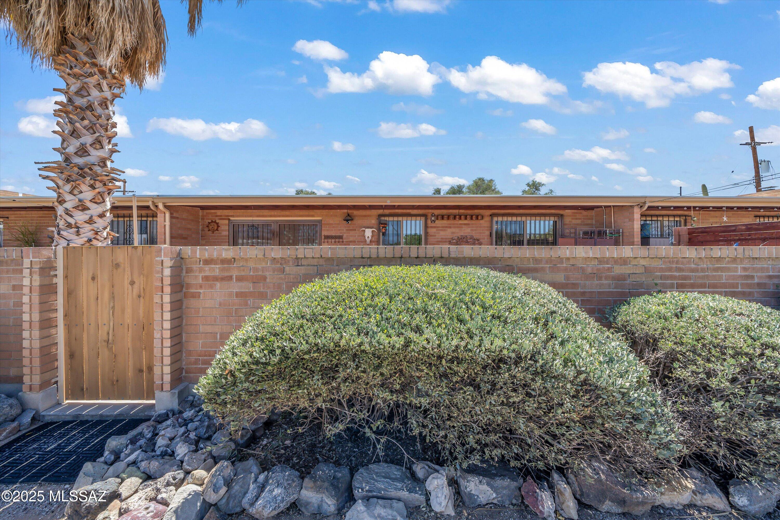 1912 W Anklam Road