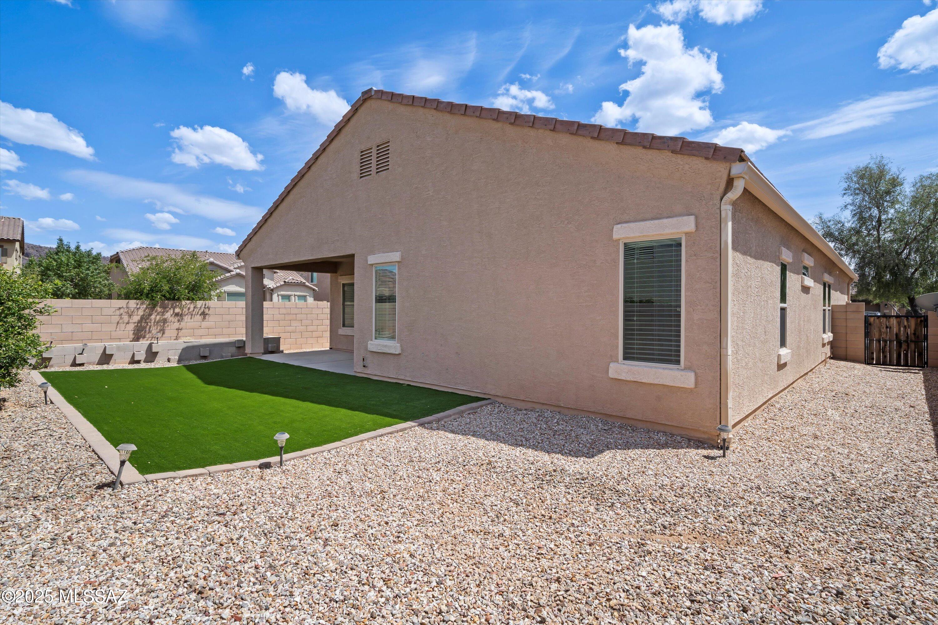 8994 W Rolling Springs Drive